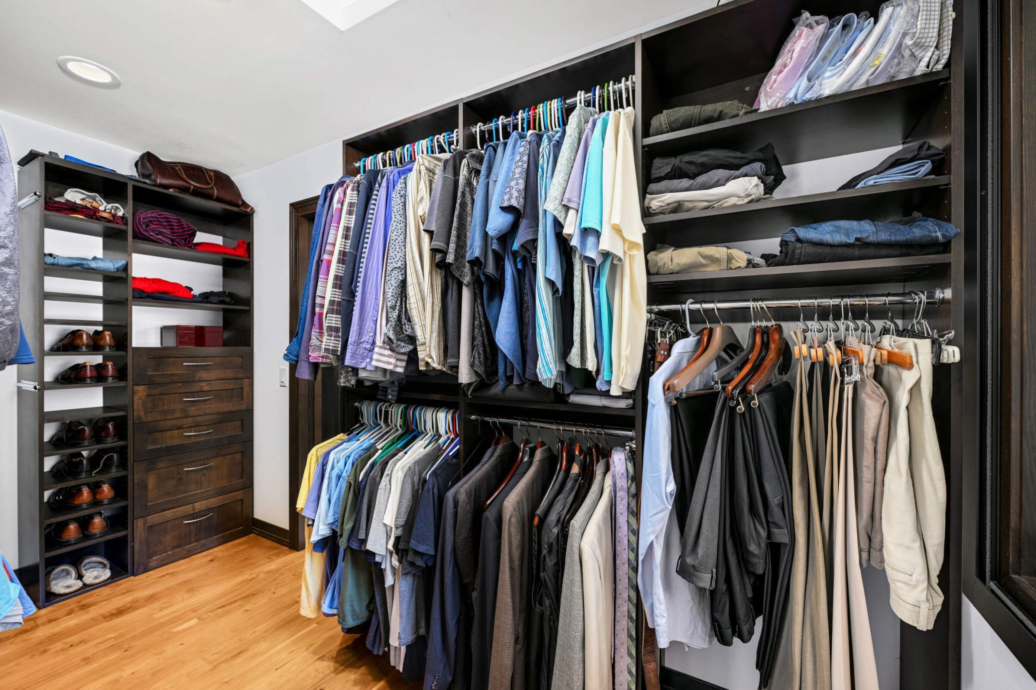 3857 Island View Circle NW