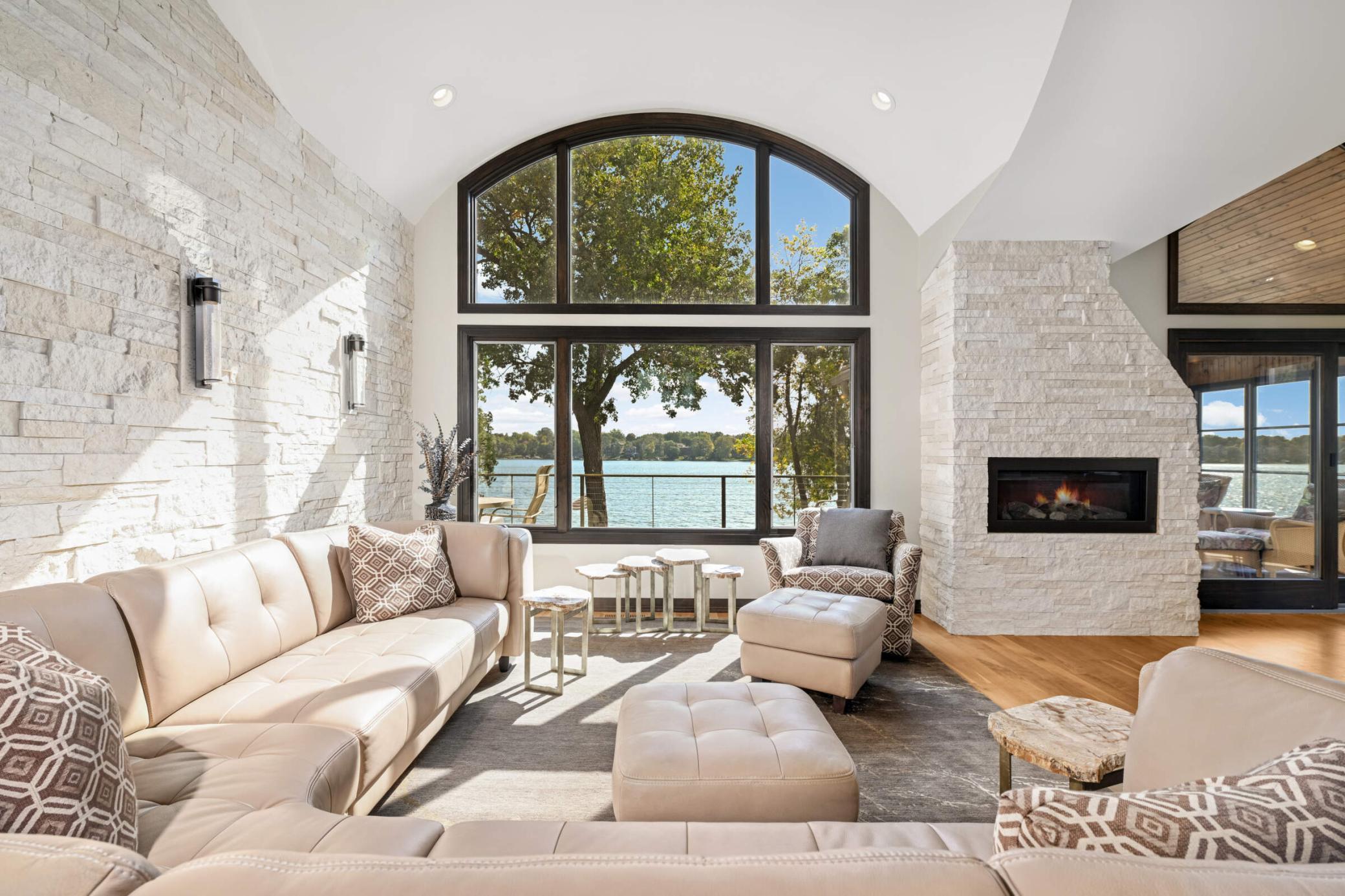 3857 Island View Circle NW