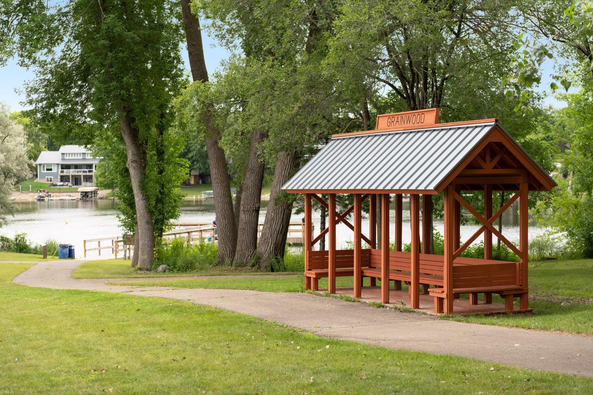 3857 Island View Circle NW