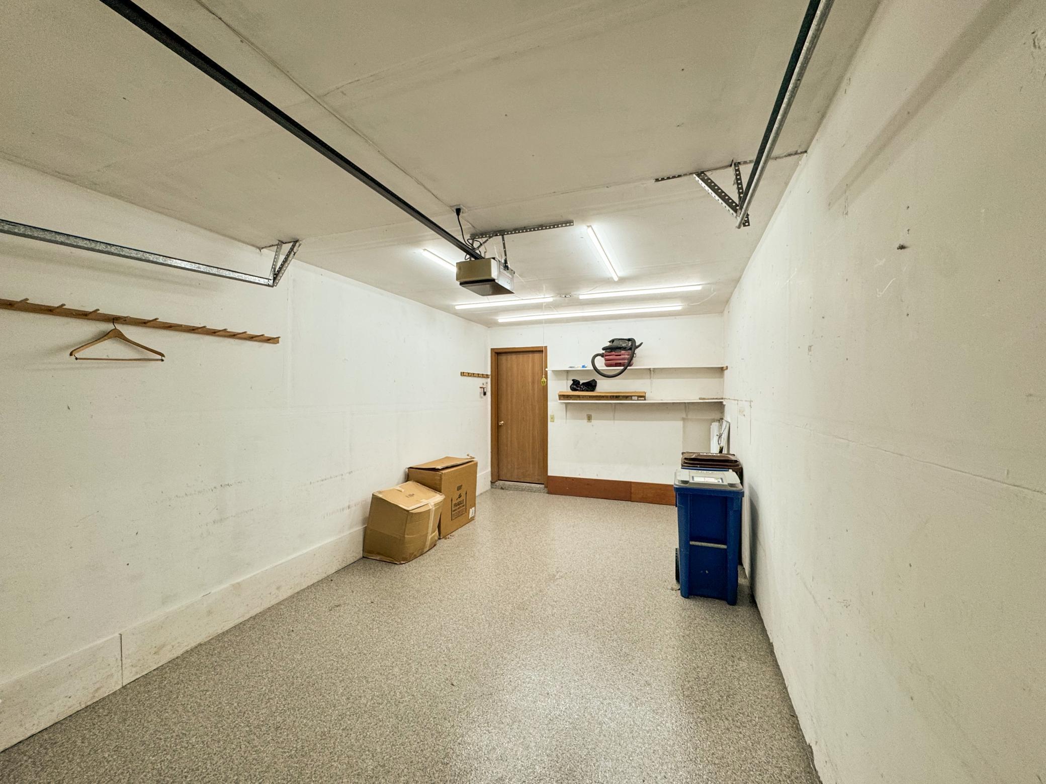 15565 26th Avenue N Unit: B