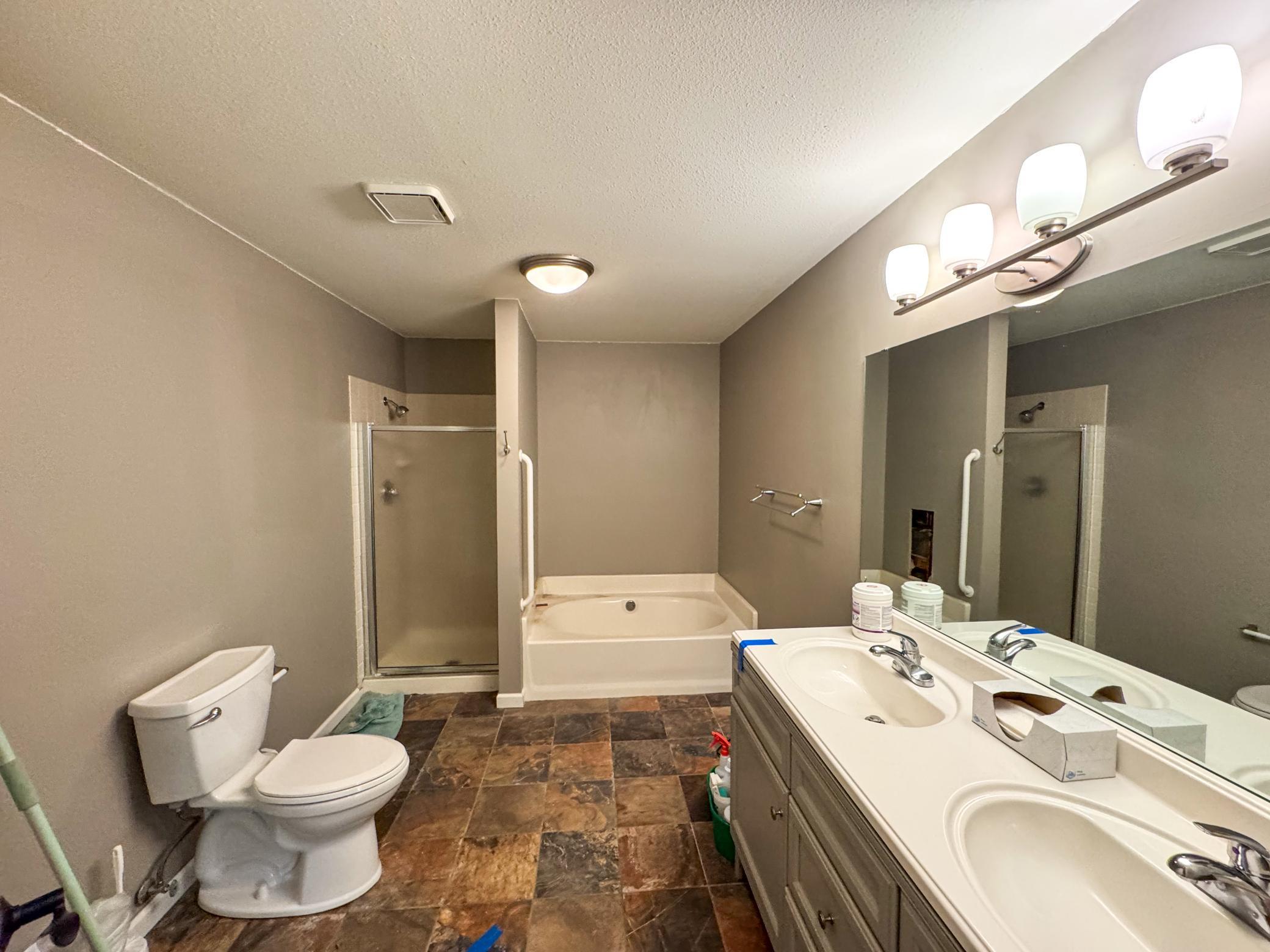 15565 26th Avenue N Unit: B