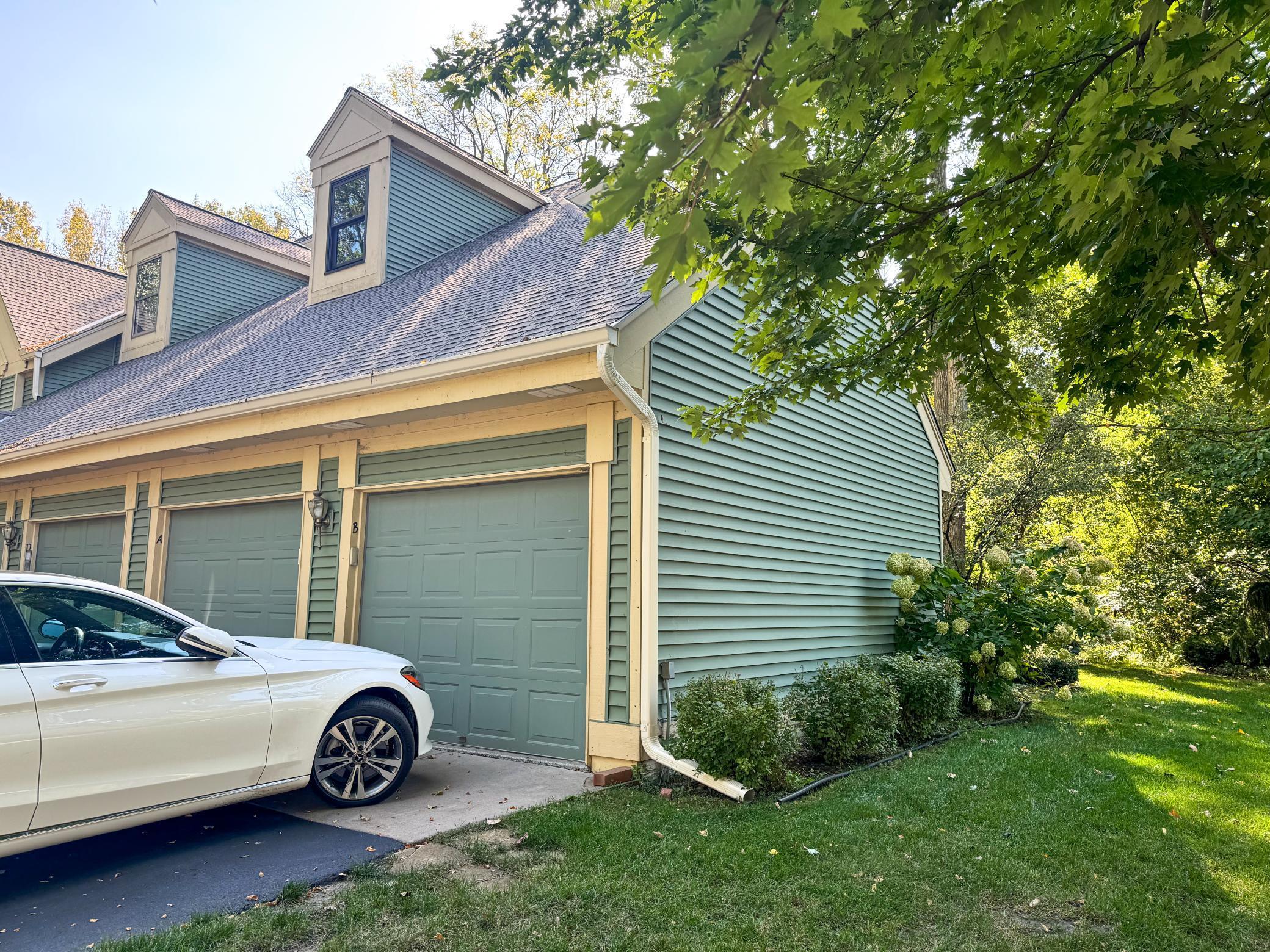 15565 26th Avenue N Unit: B