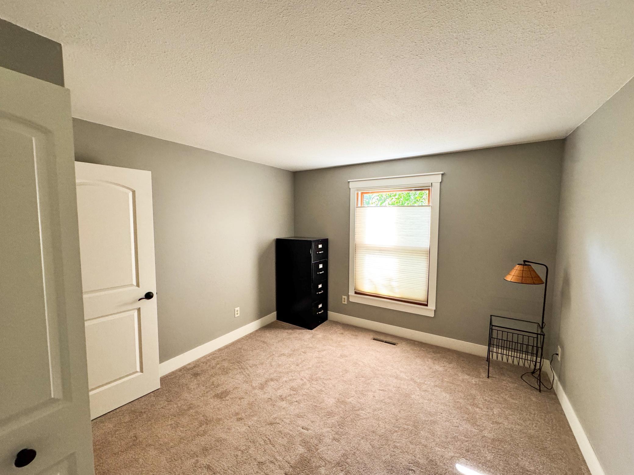 15565 26th Avenue N Unit: B