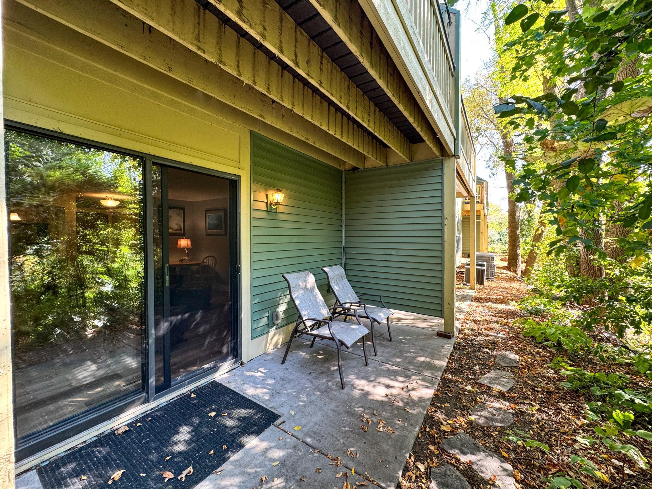 15565 26th Avenue N Unit: B