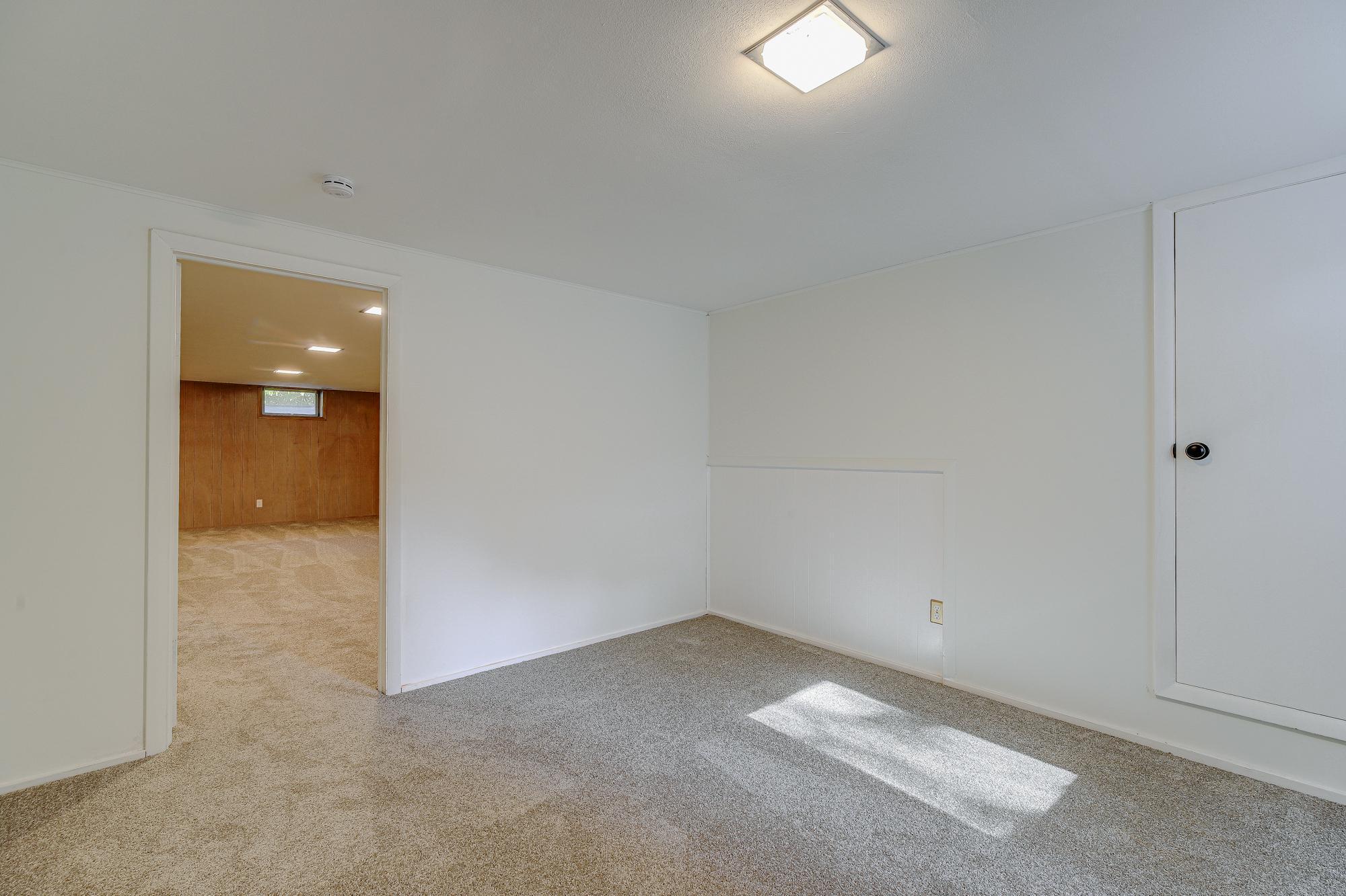 9824 Fremont Avenue S