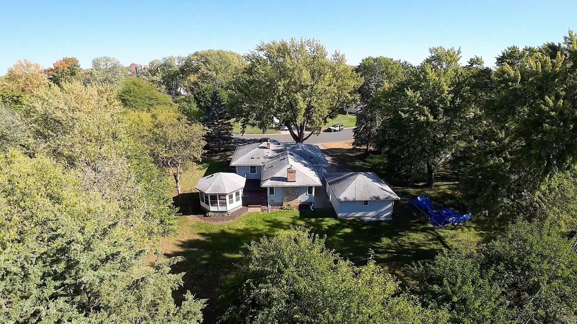 9824 Fremont Avenue S