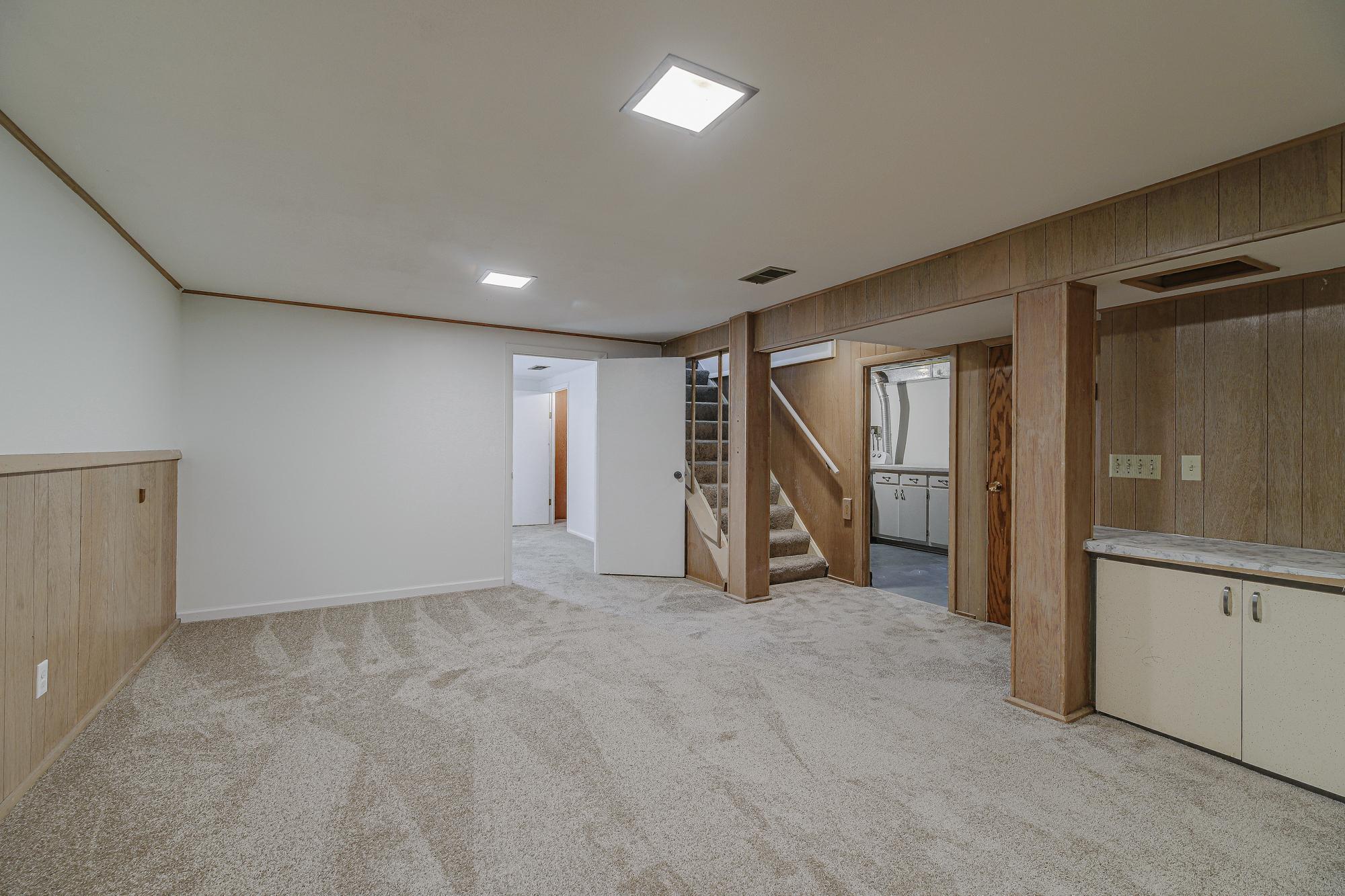 9824 Fremont Avenue S