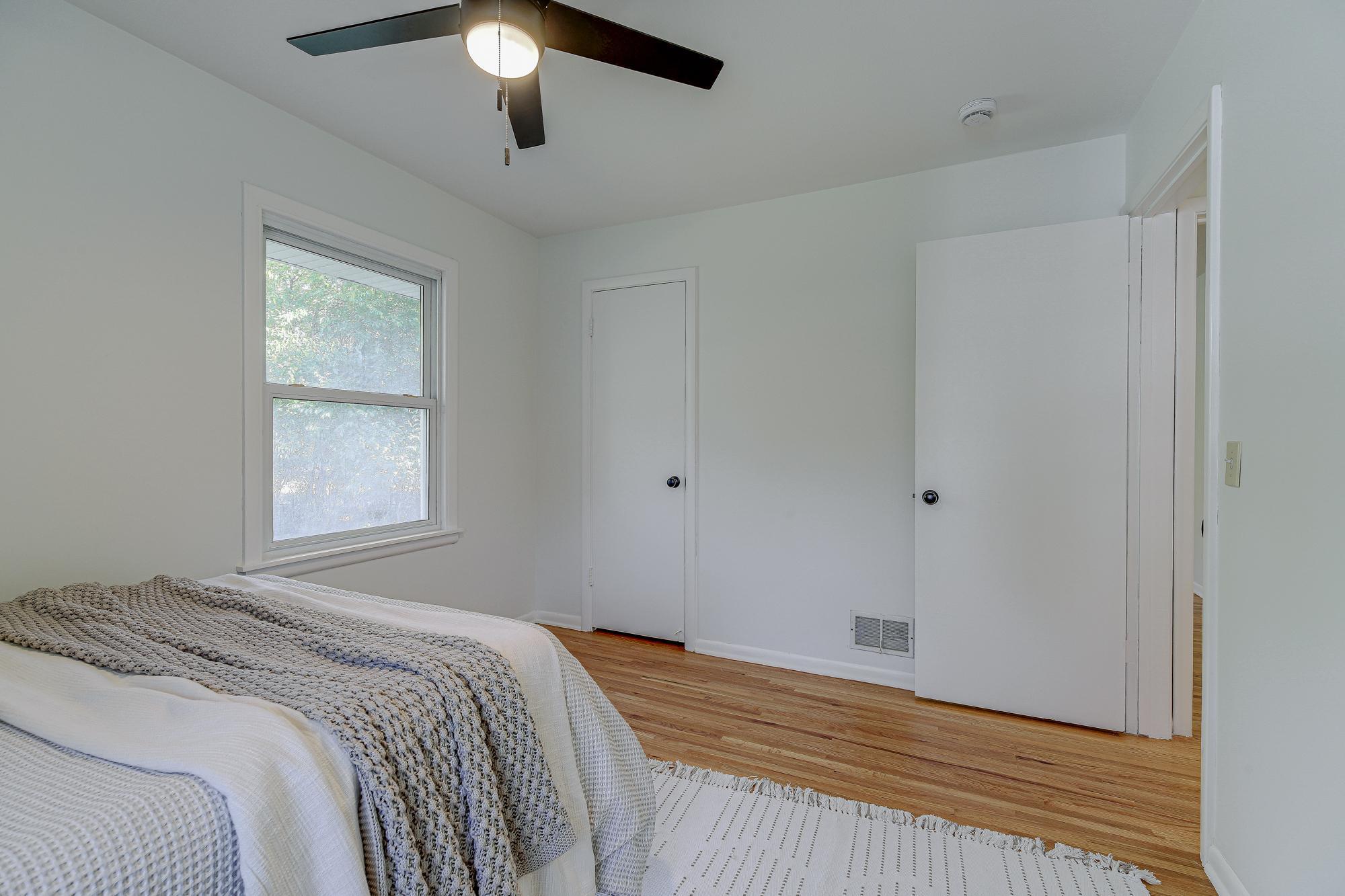 9824 Fremont Avenue S