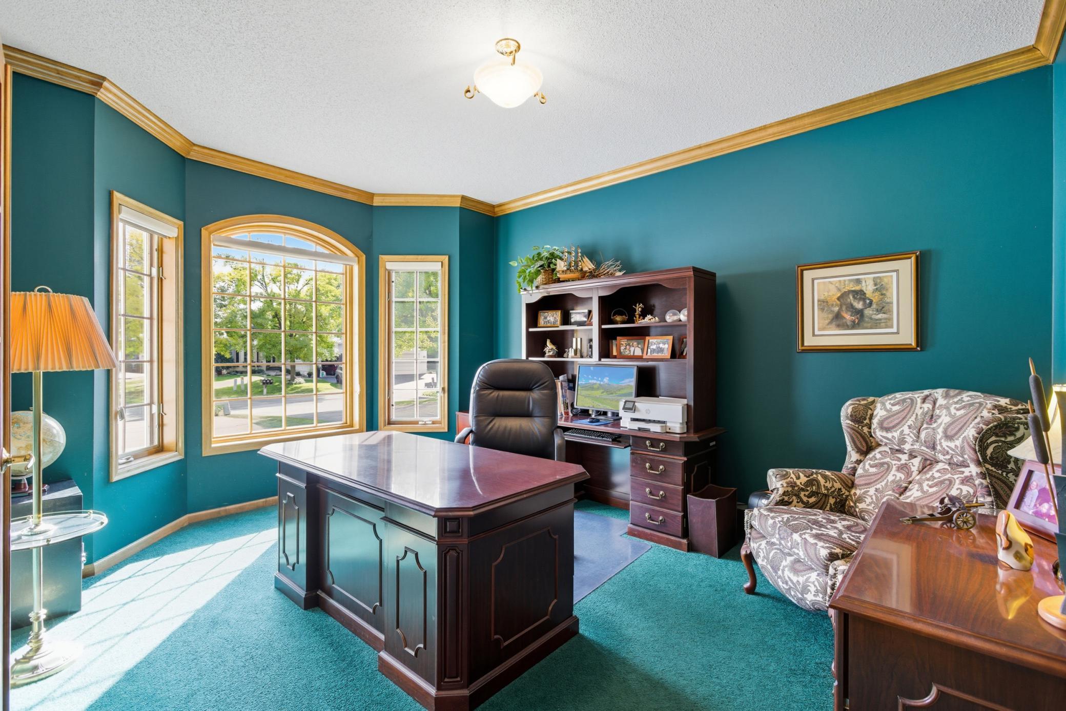 18160 39th Avenue N Unit: 7