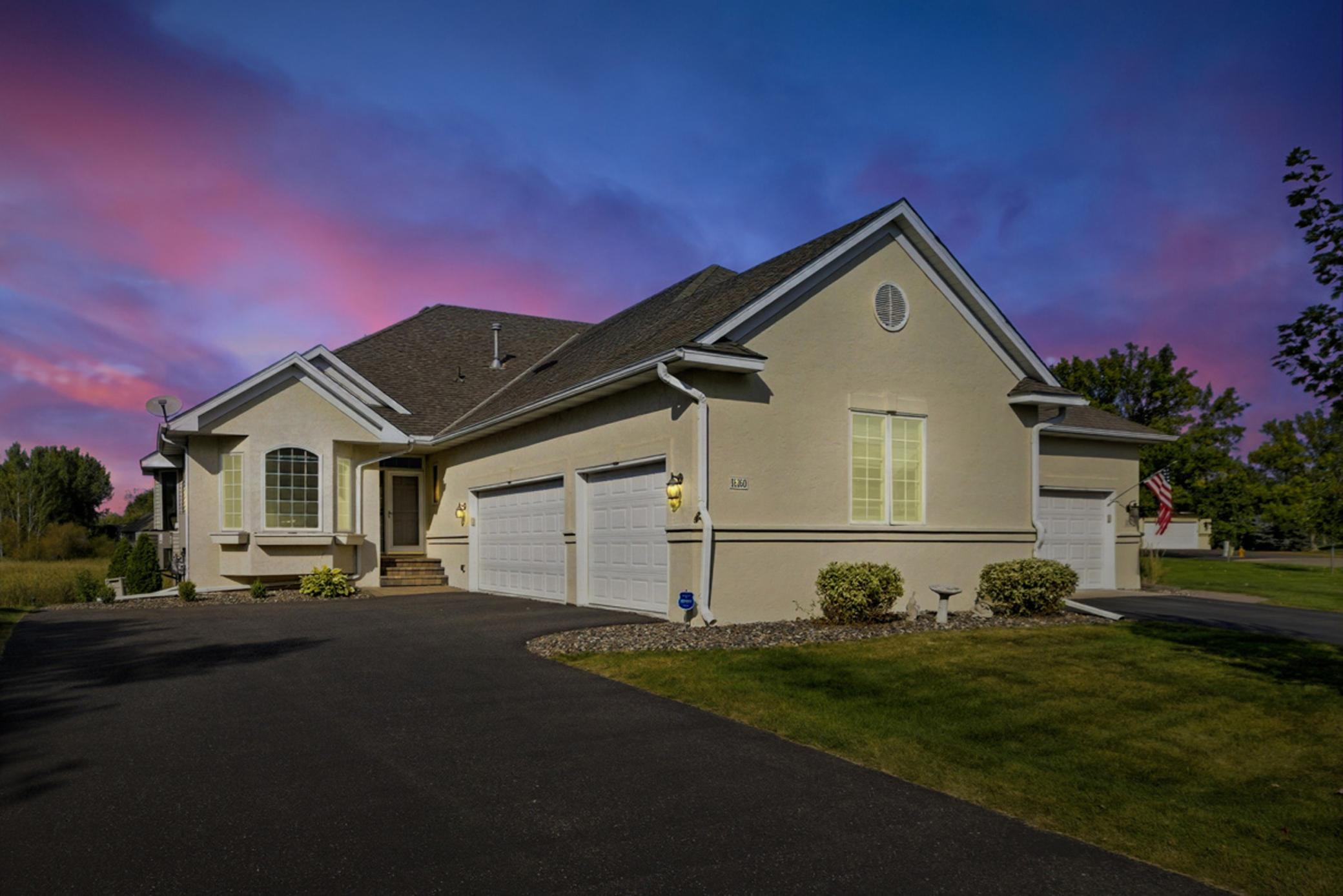 18160 39th Avenue N Unit: 7