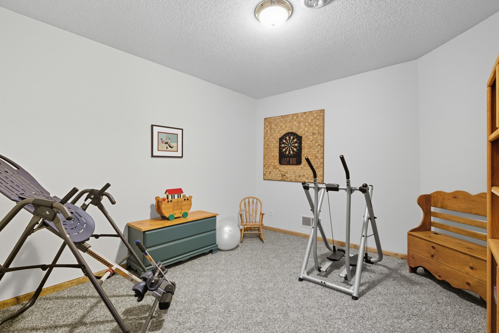 18160 39th Avenue N Unit: 7