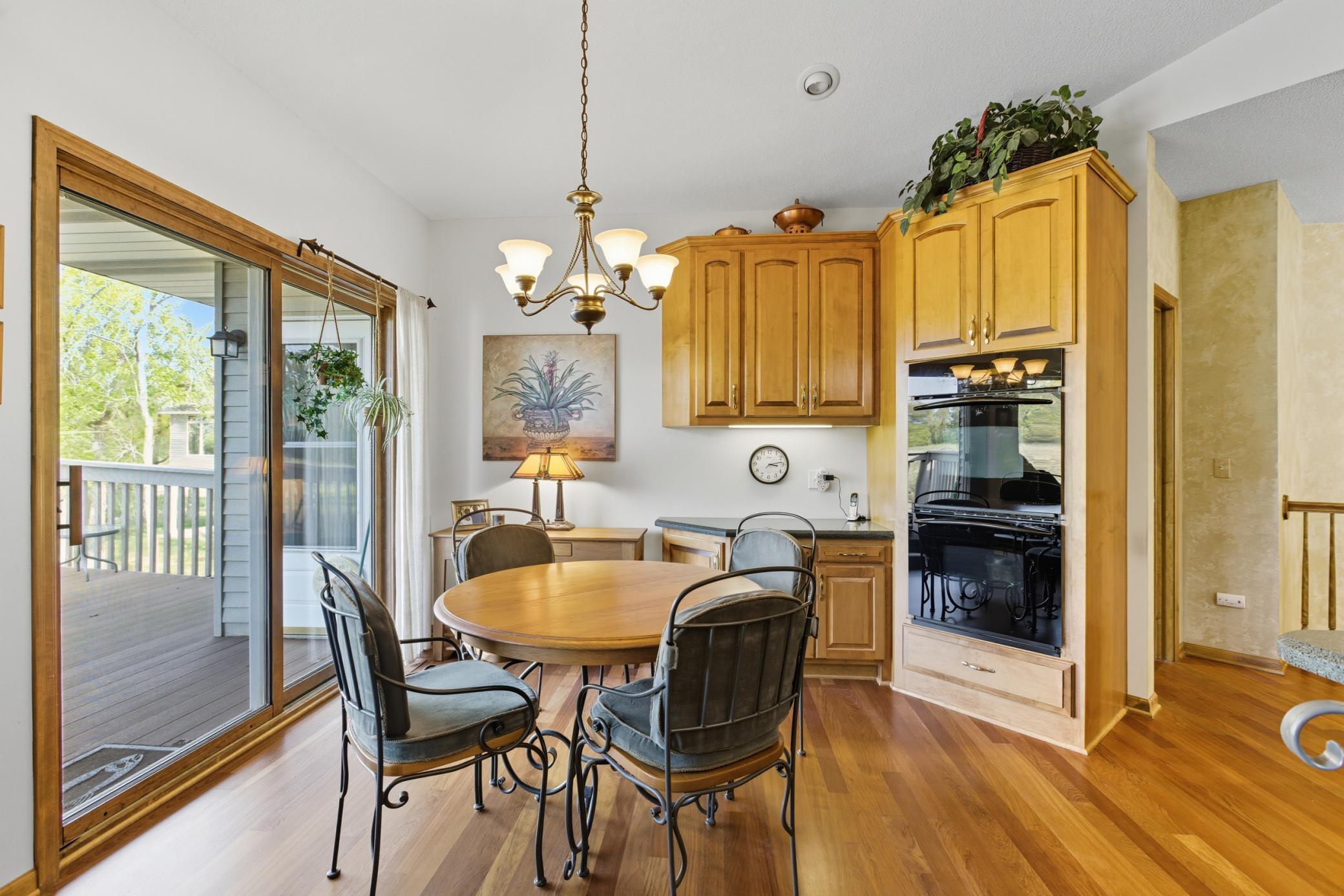 18160 39th Avenue N Unit: 7