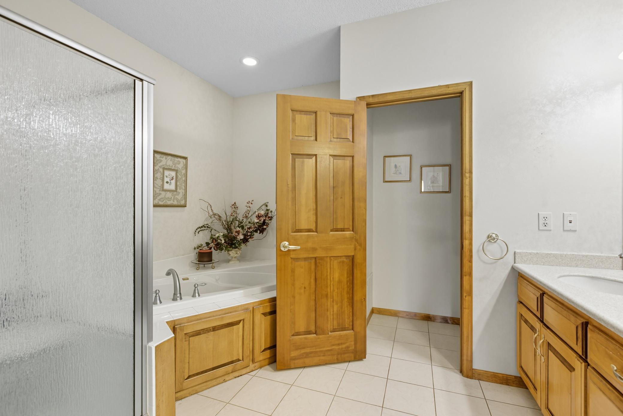 18160 39th Avenue N Unit: 7