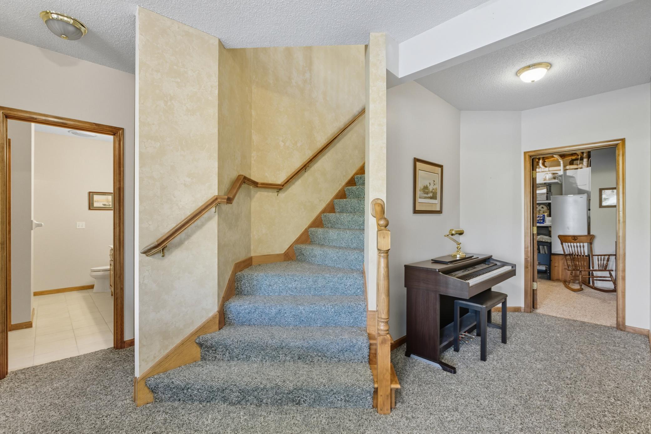 18160 39th Avenue N Unit: 7