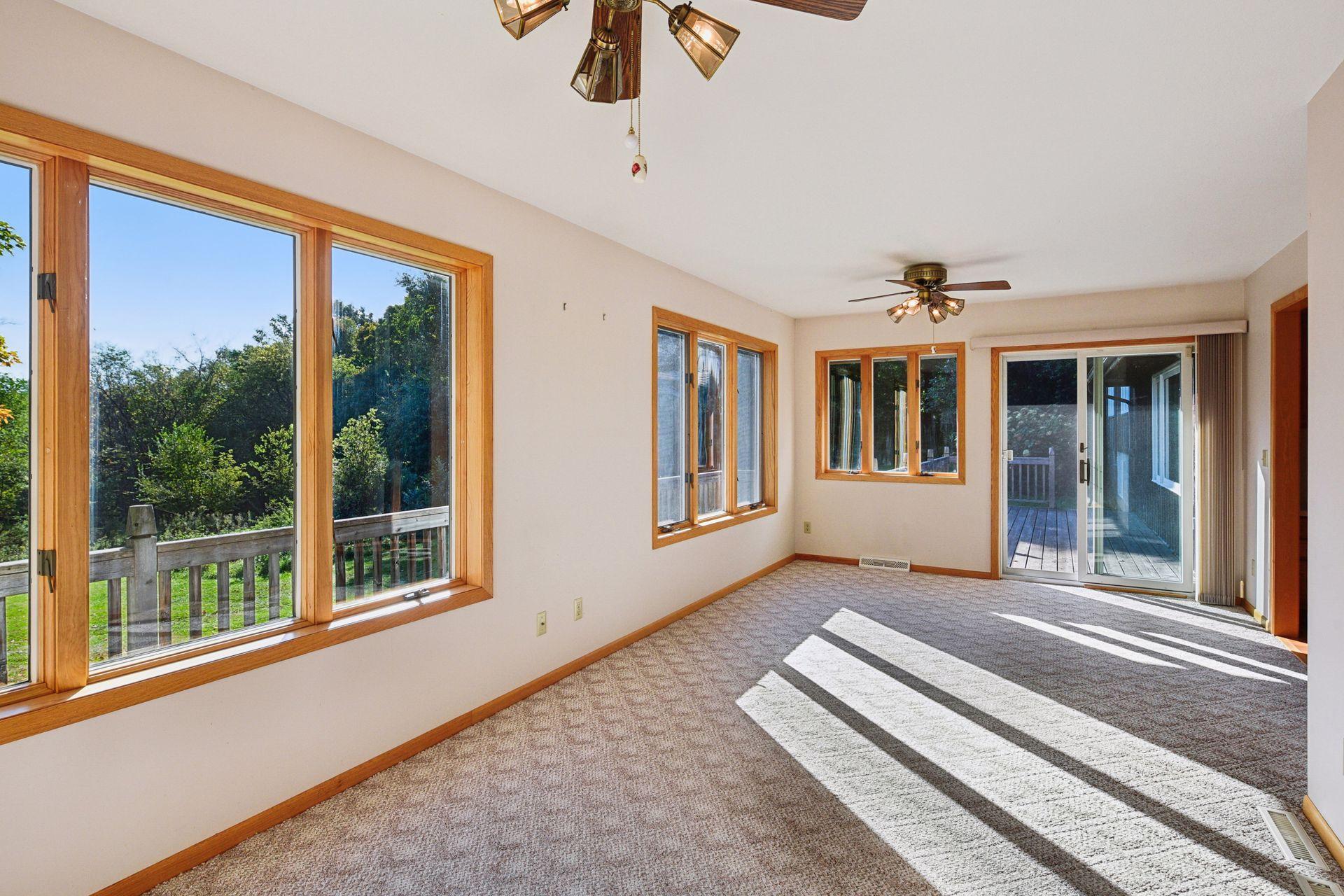 5982 Farmington Avenue SE