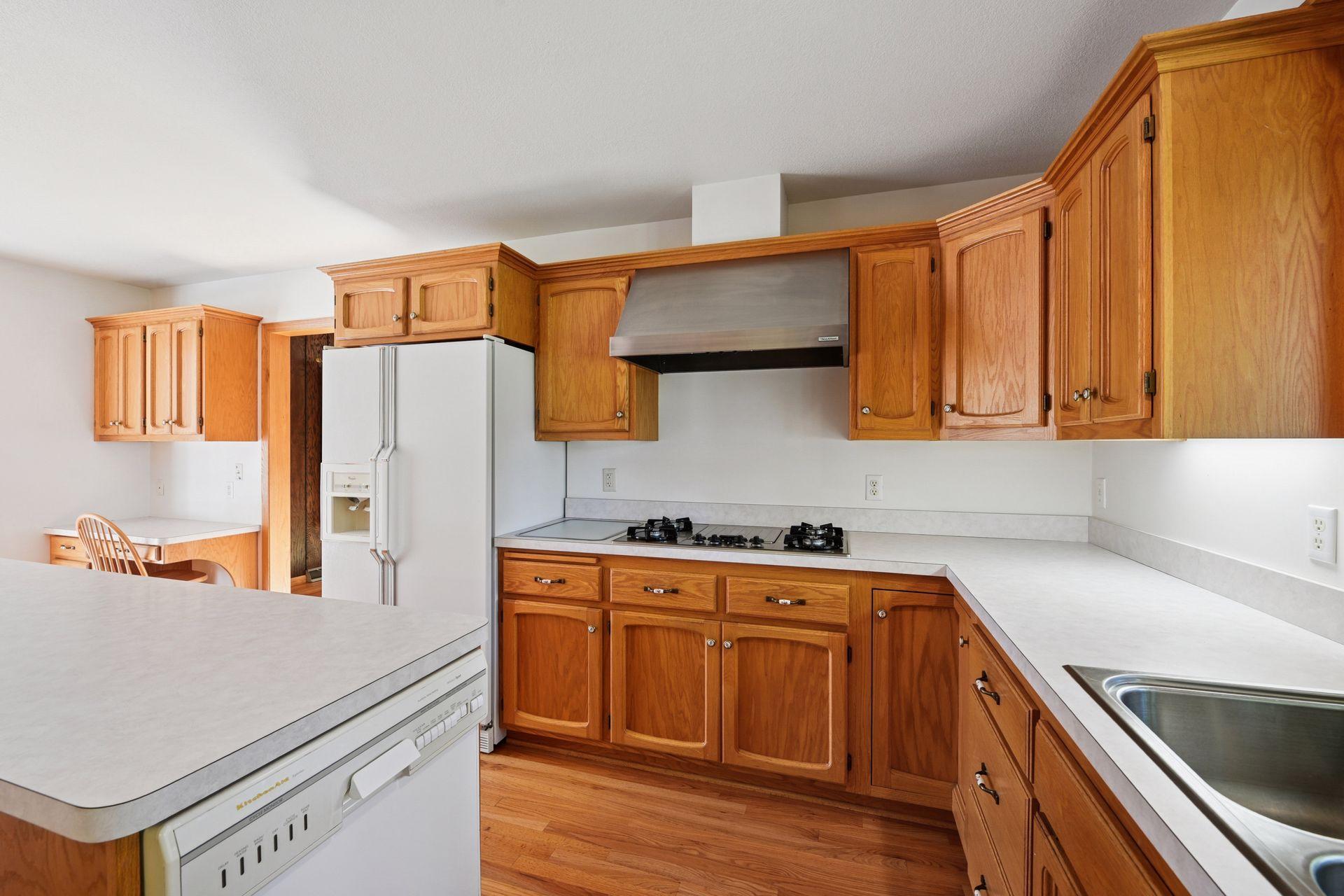 5982 Farmington Avenue SE