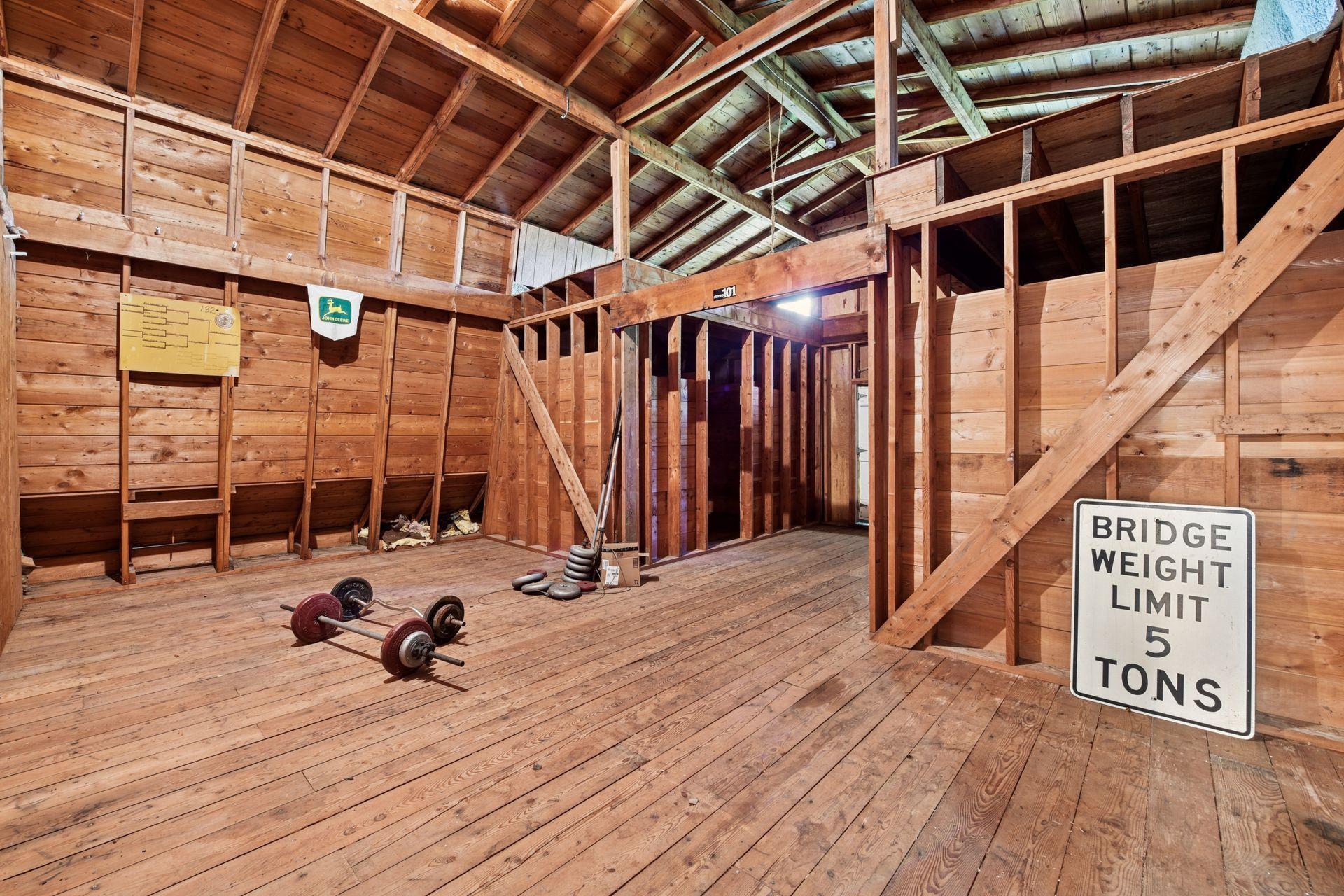 5982 Farmington Avenue SE