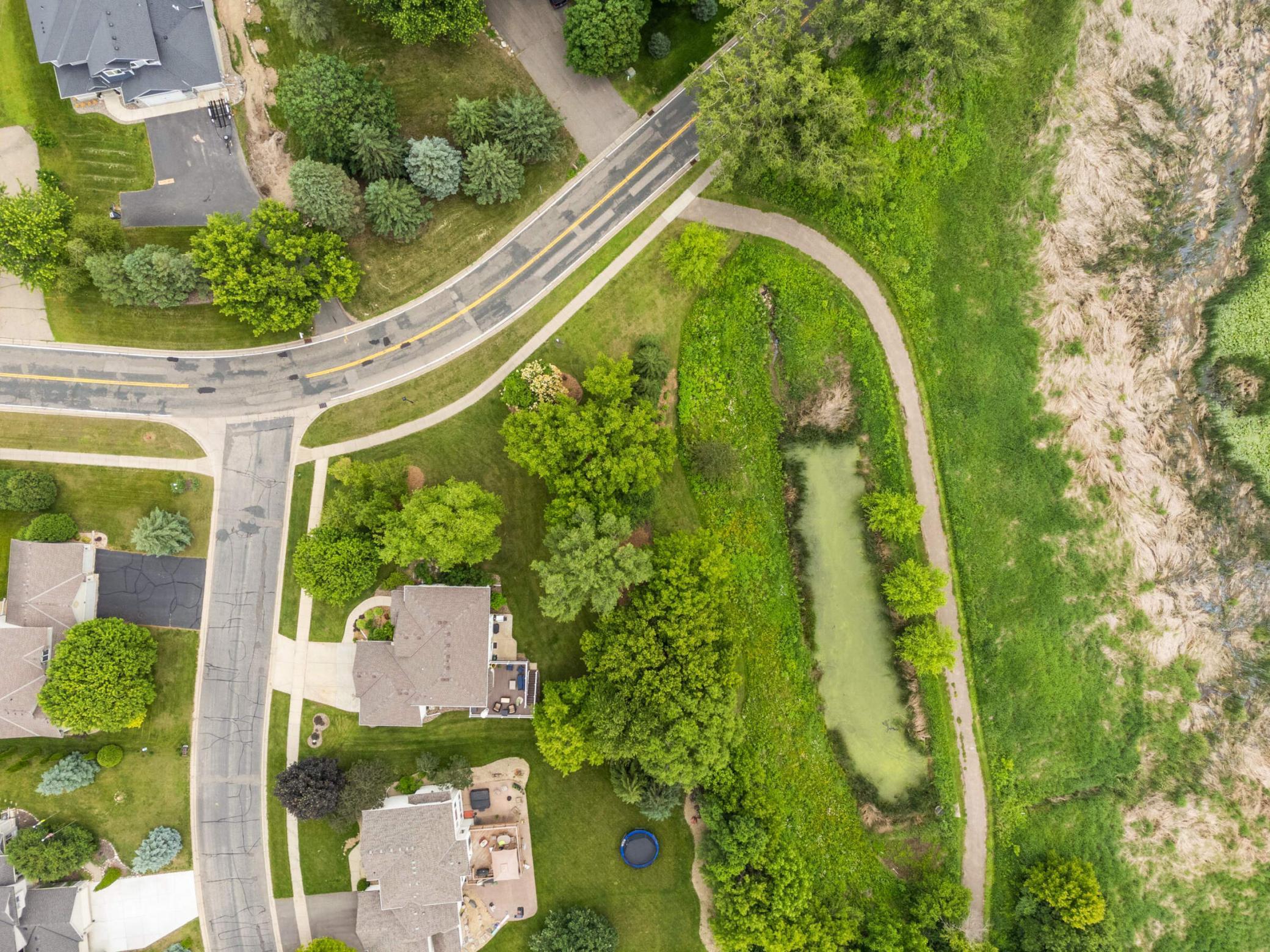 3055 Knollridge Drive NW