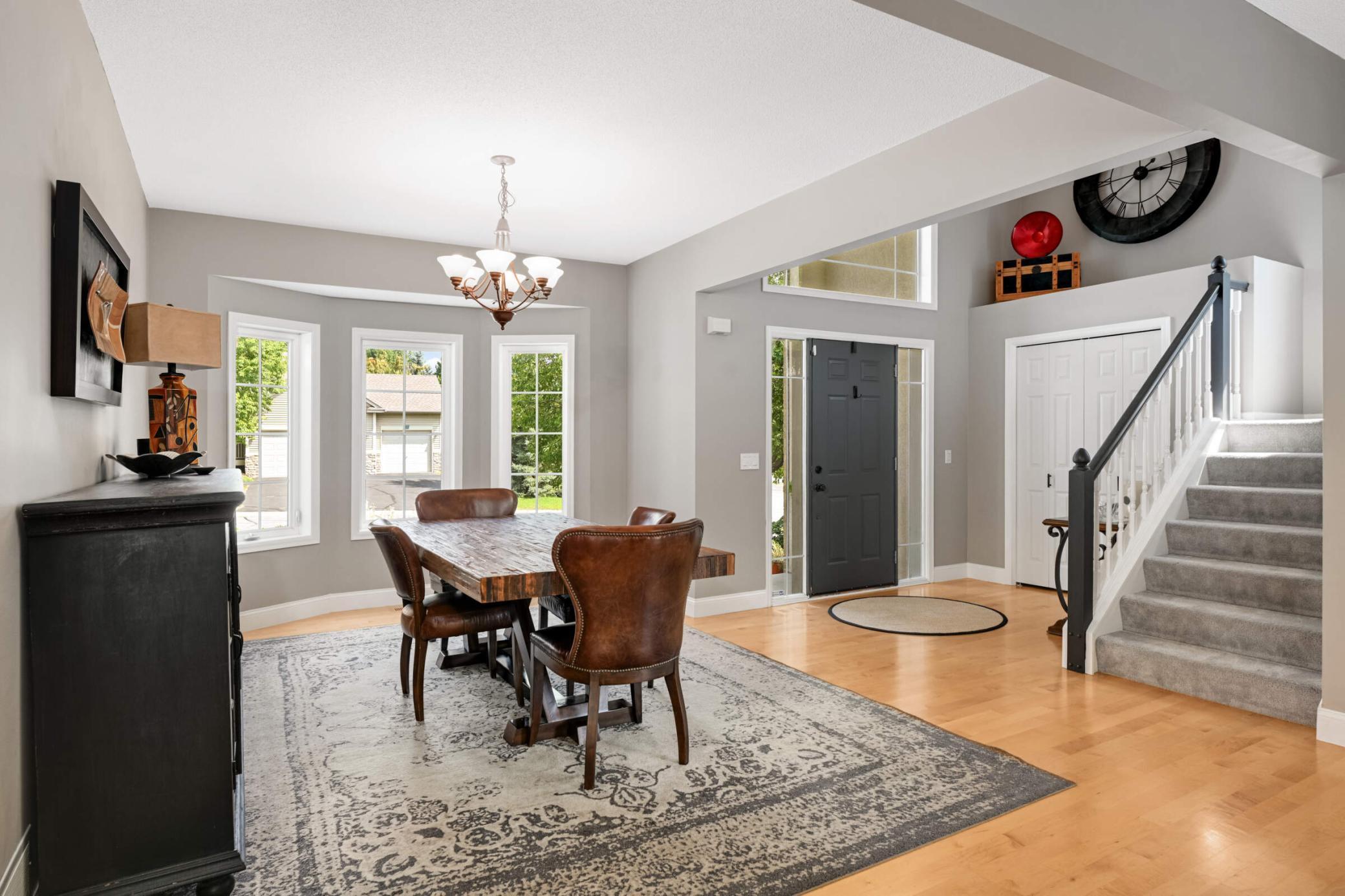 3055 Knollridge Drive NW