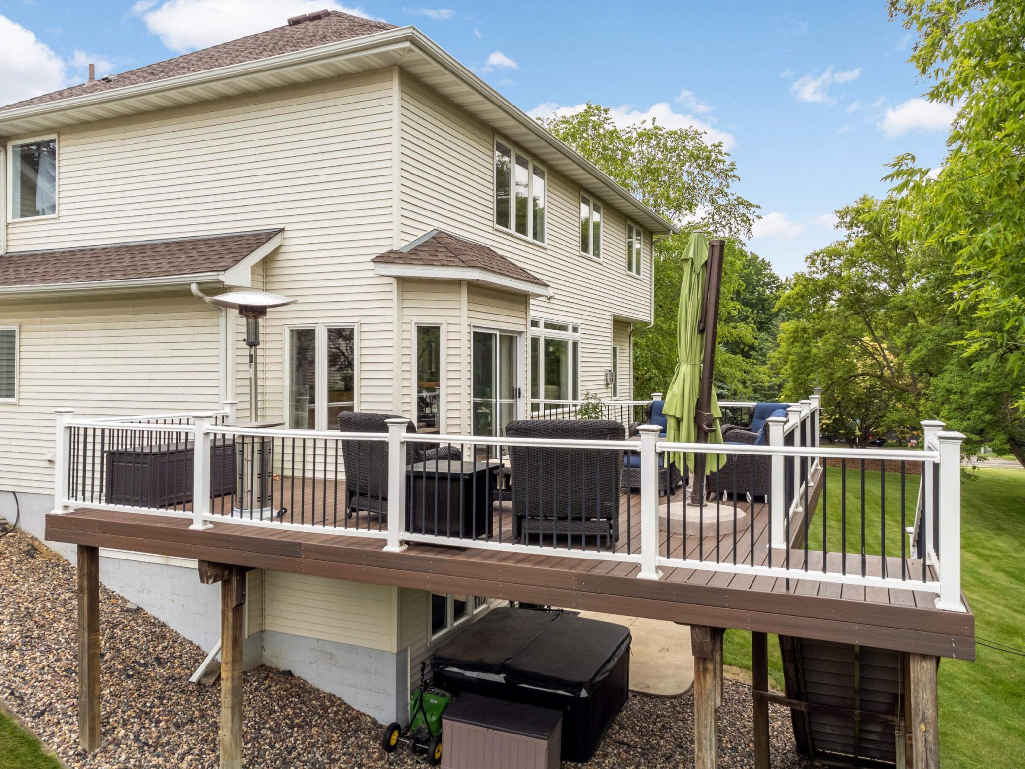 3055 Knollridge Drive NW