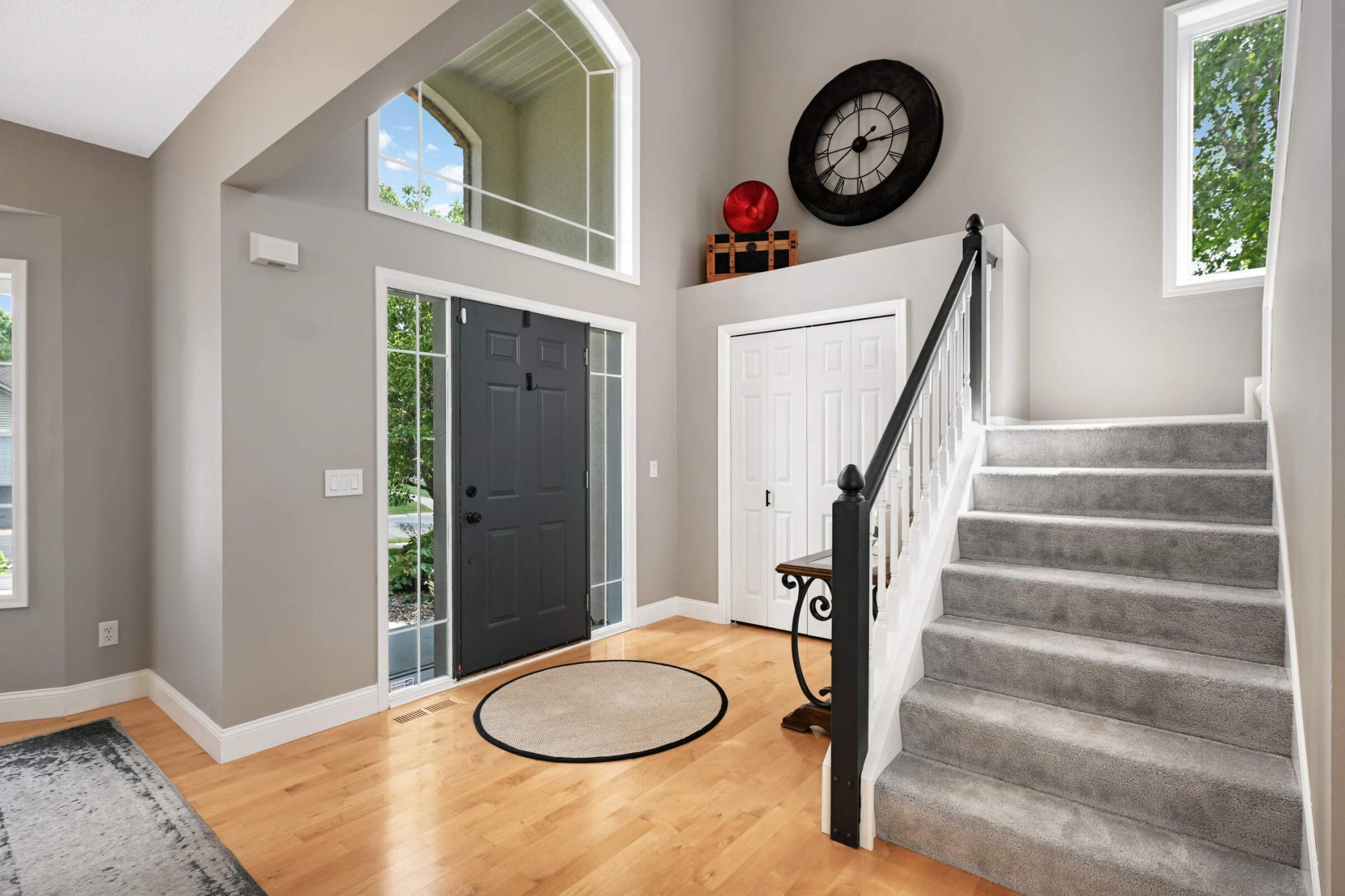 3055 Knollridge Drive NW