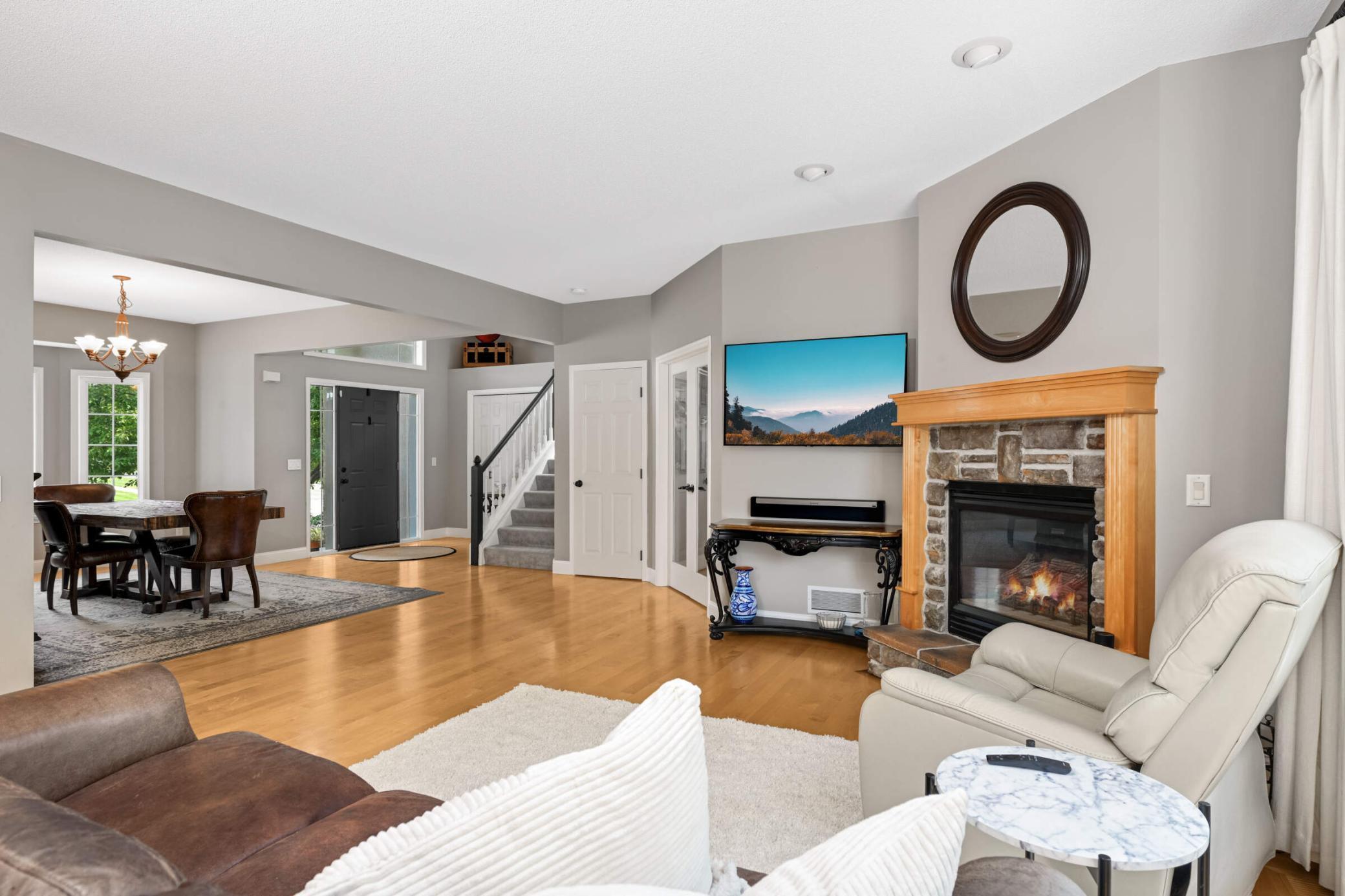 3055 Knollridge Drive NW