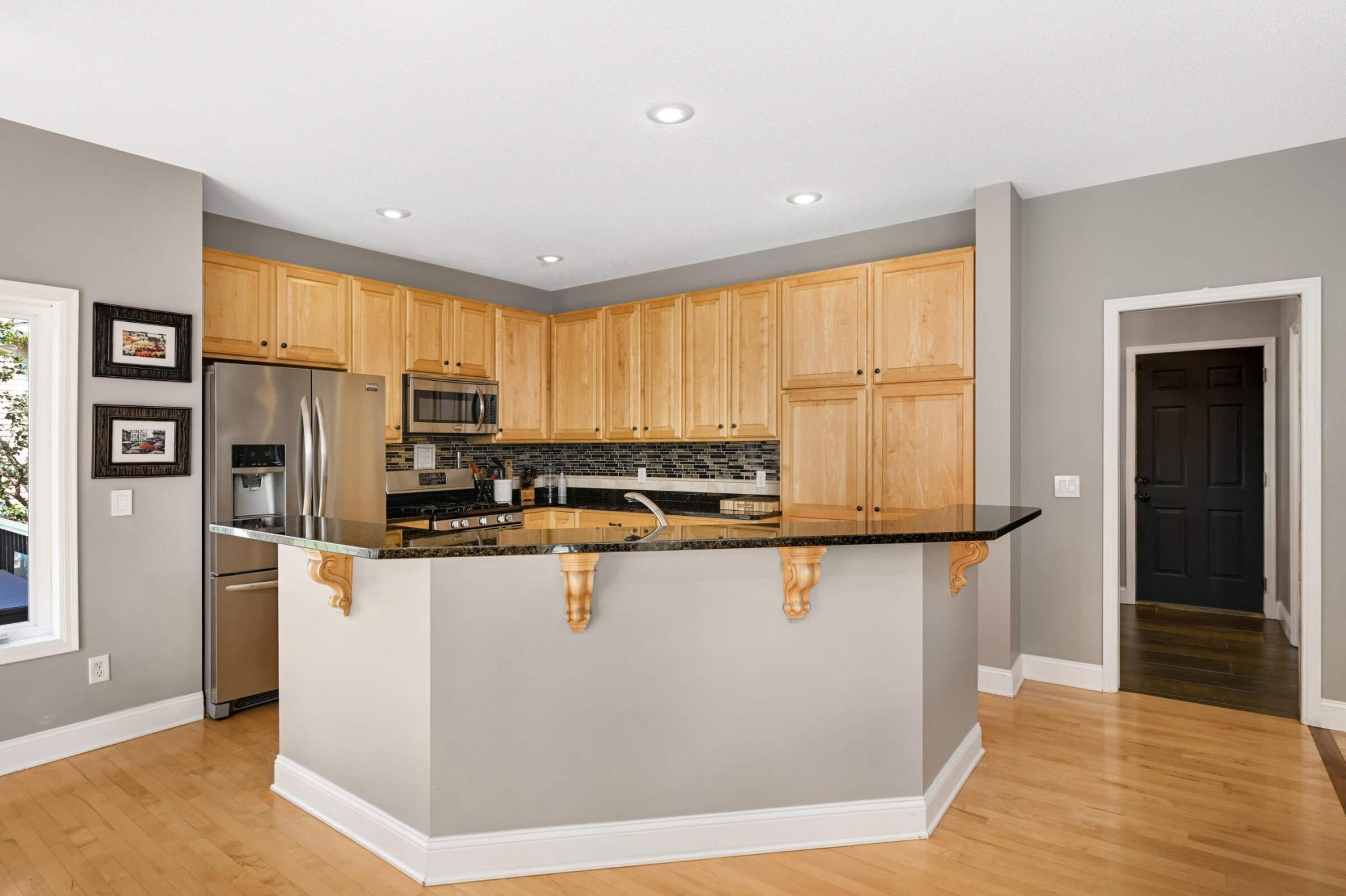 3055 Knollridge Drive NW