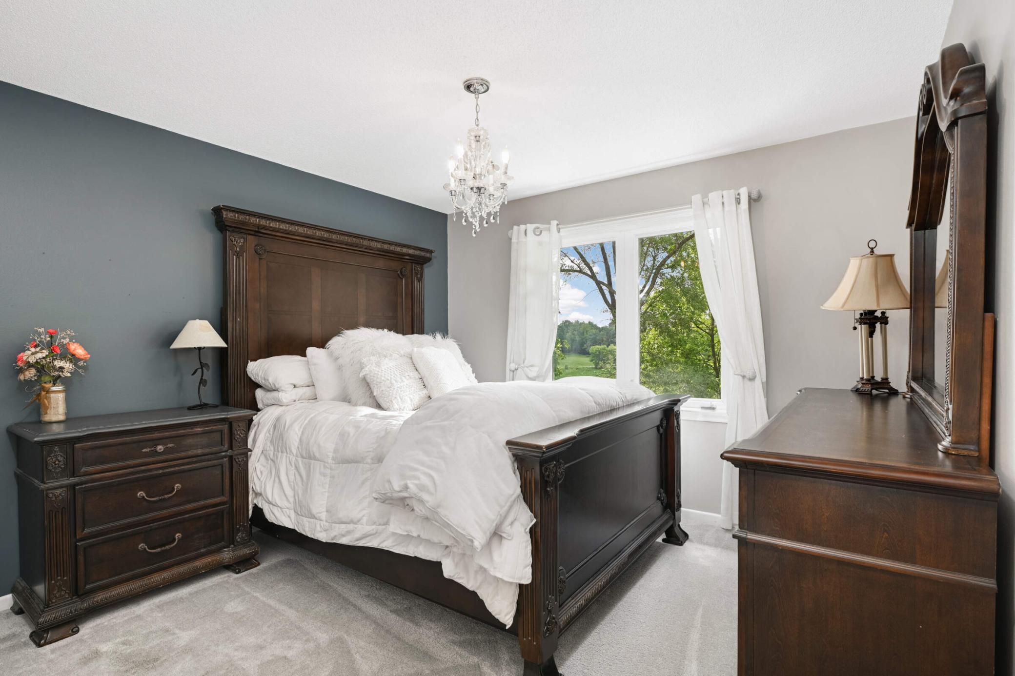 3055 Knollridge Drive NW