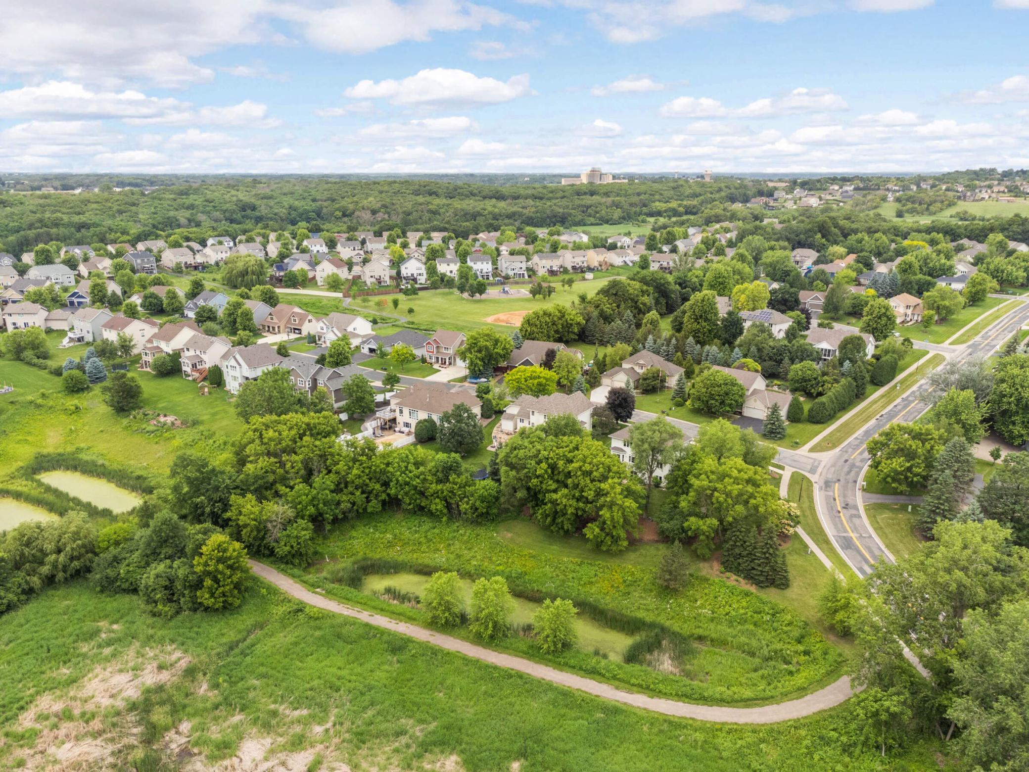 3055 Knollridge Drive NW