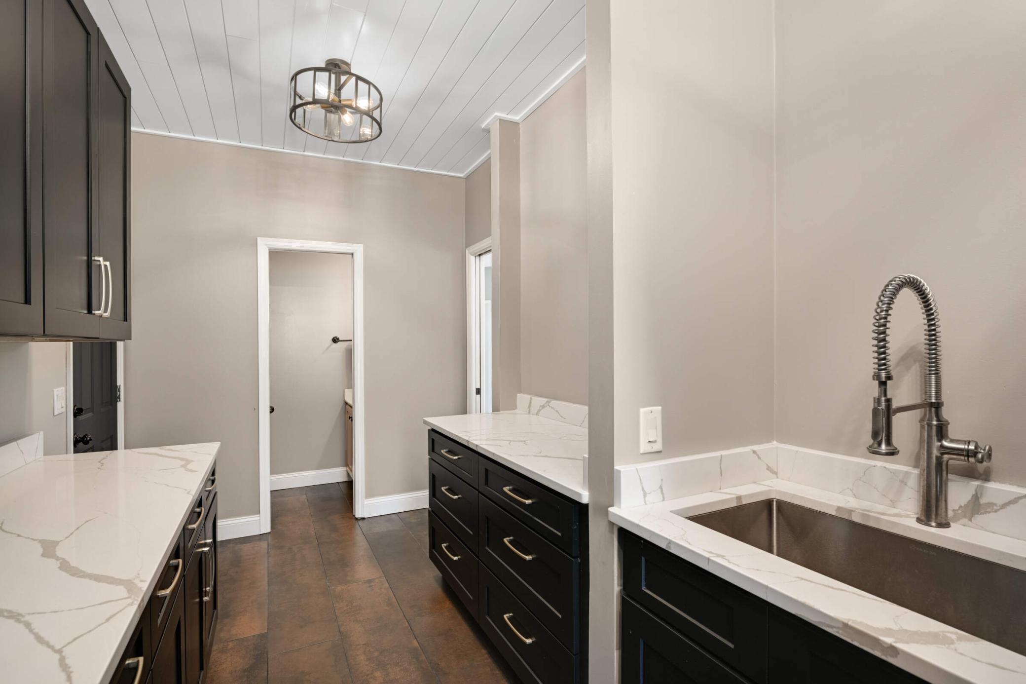 3055 Knollridge Drive NW