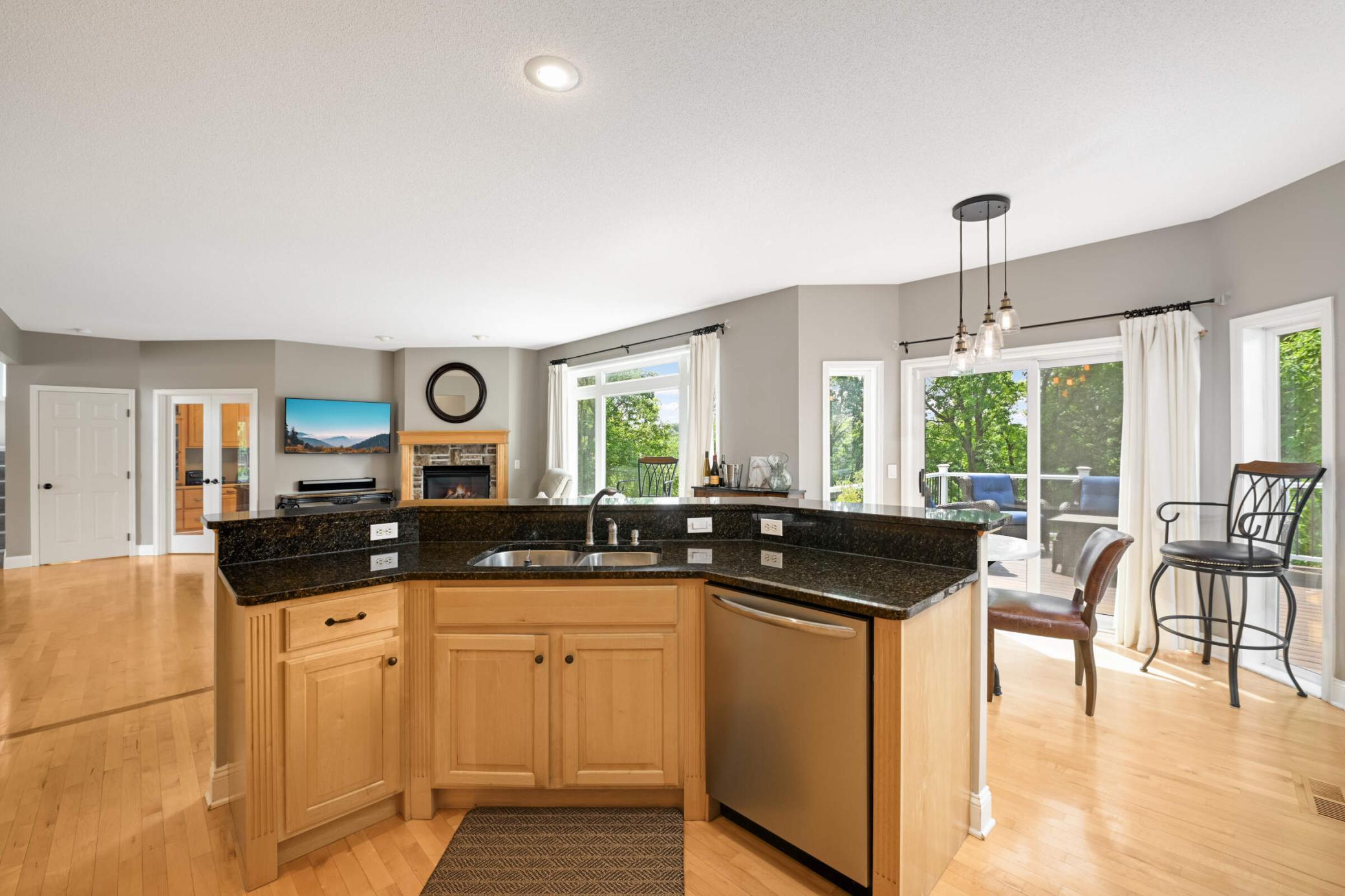 3055 Knollridge Drive NW