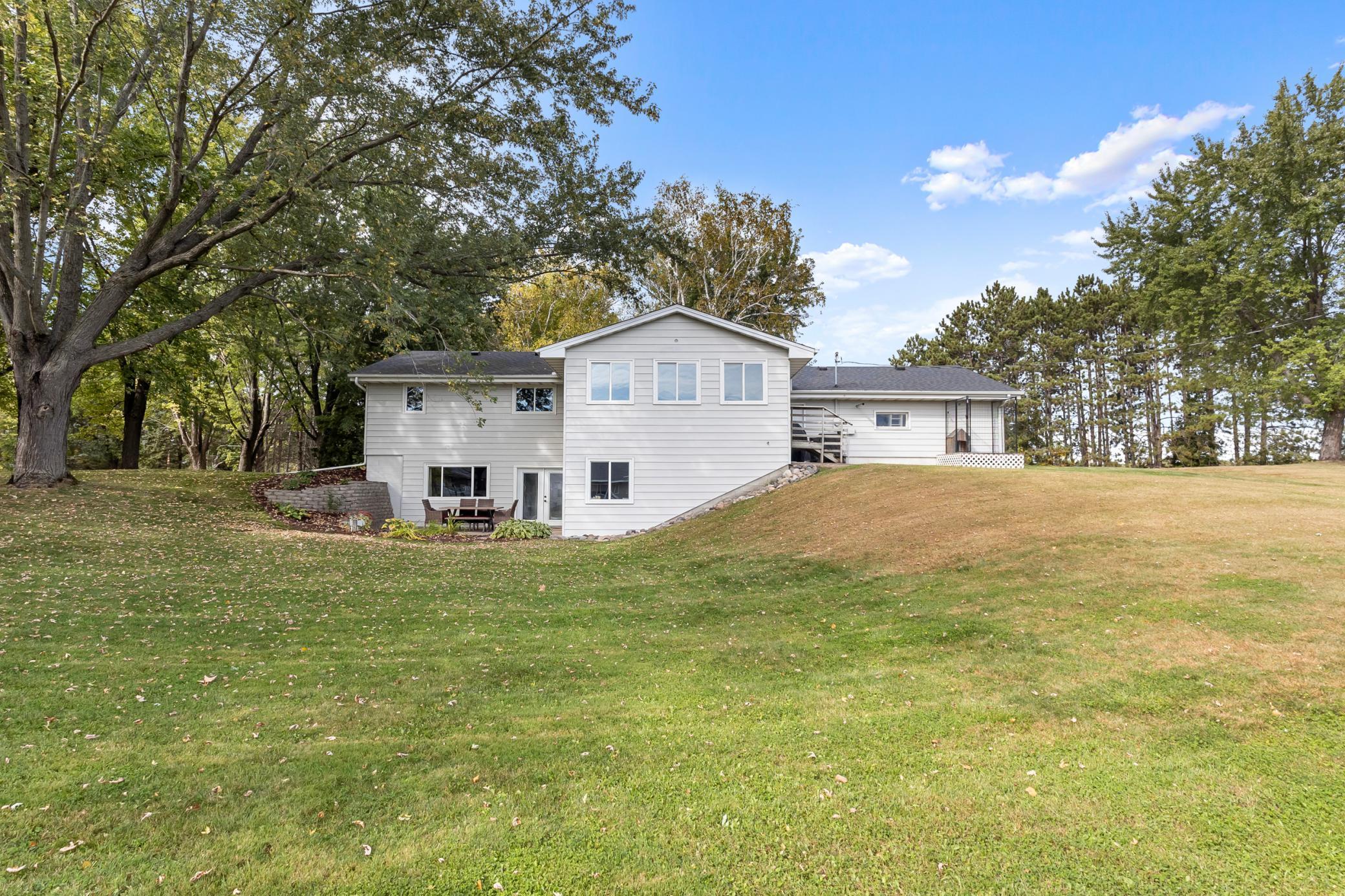 18863 Twin Lakes Road NW