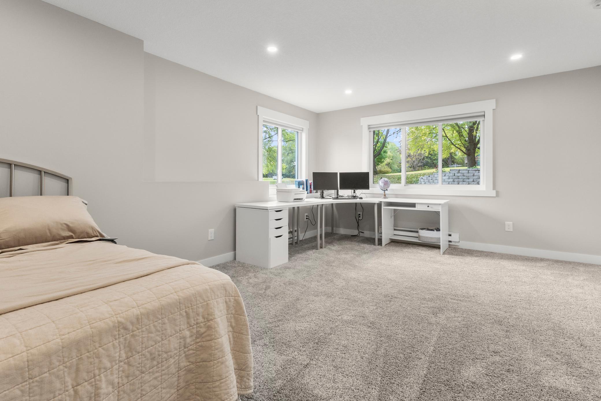 18863 Twin Lakes Road NW