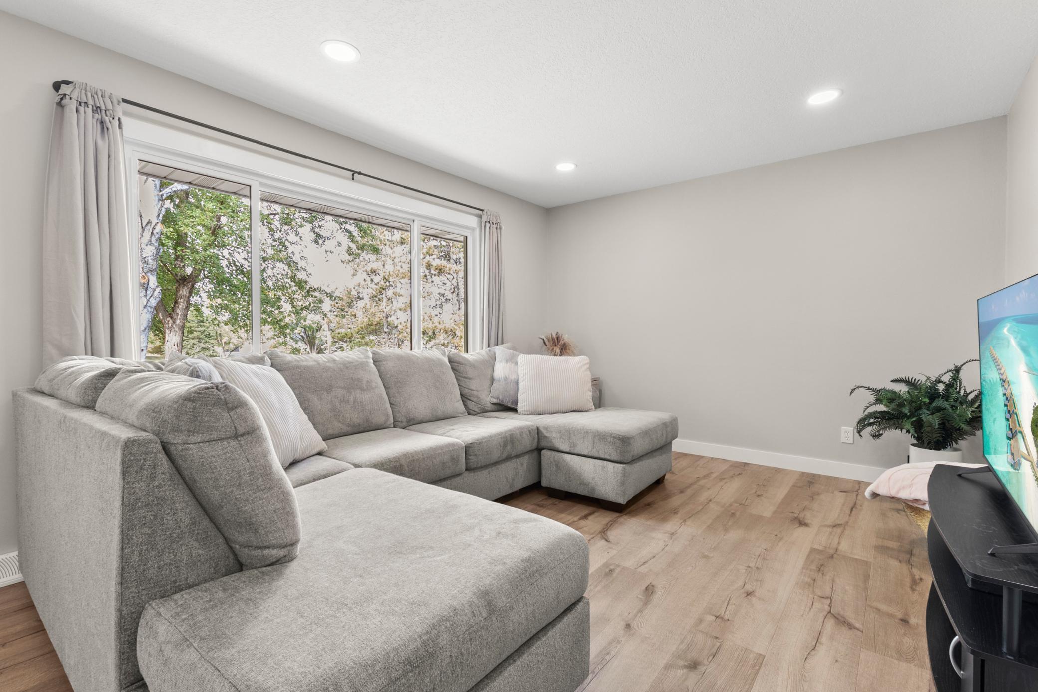 18863 Twin Lakes Road NW