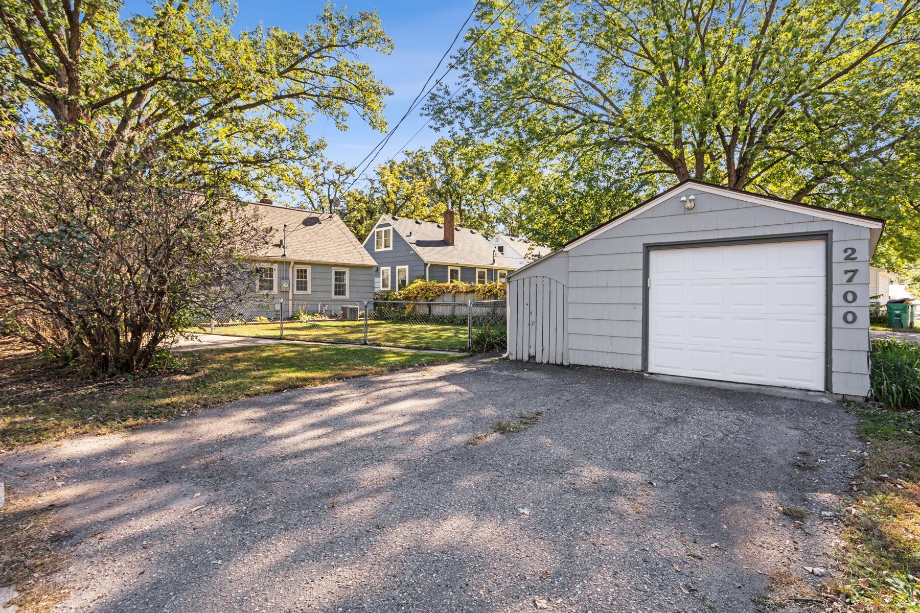 2700 Georgia Avenue S