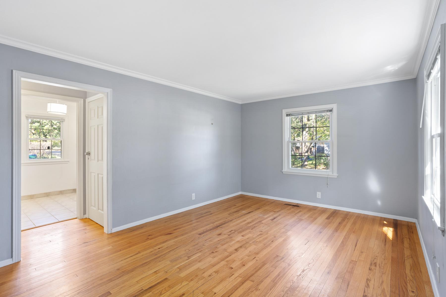 2700 Georgia Avenue S