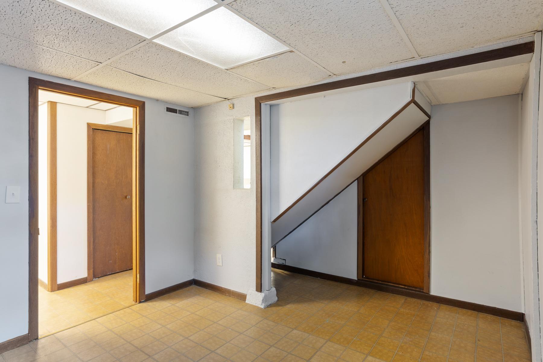 2700 Georgia Avenue S