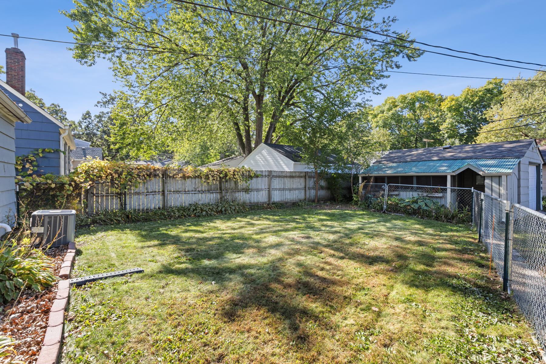 2700 Georgia Avenue S