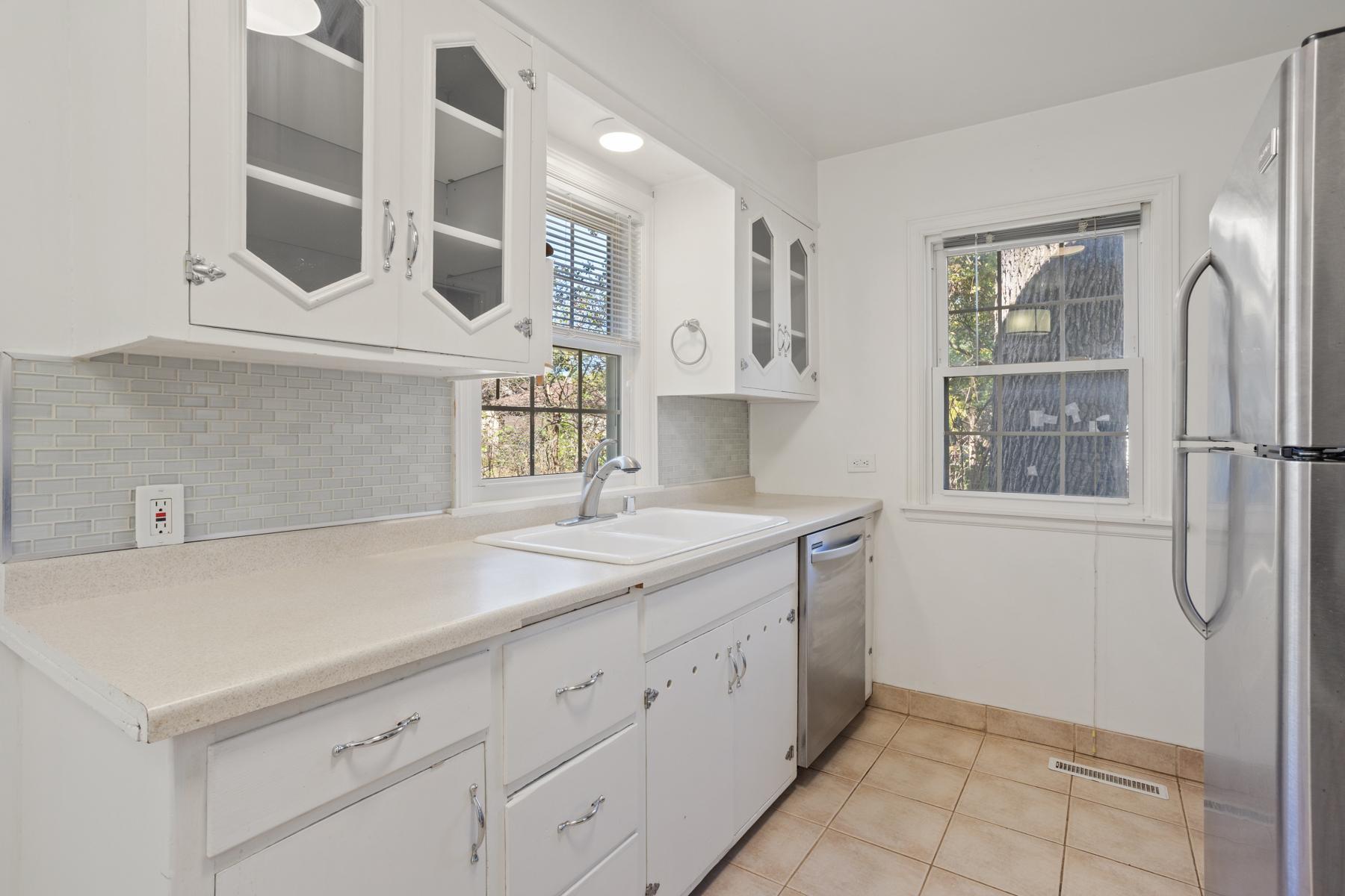 2700 Georgia Avenue S