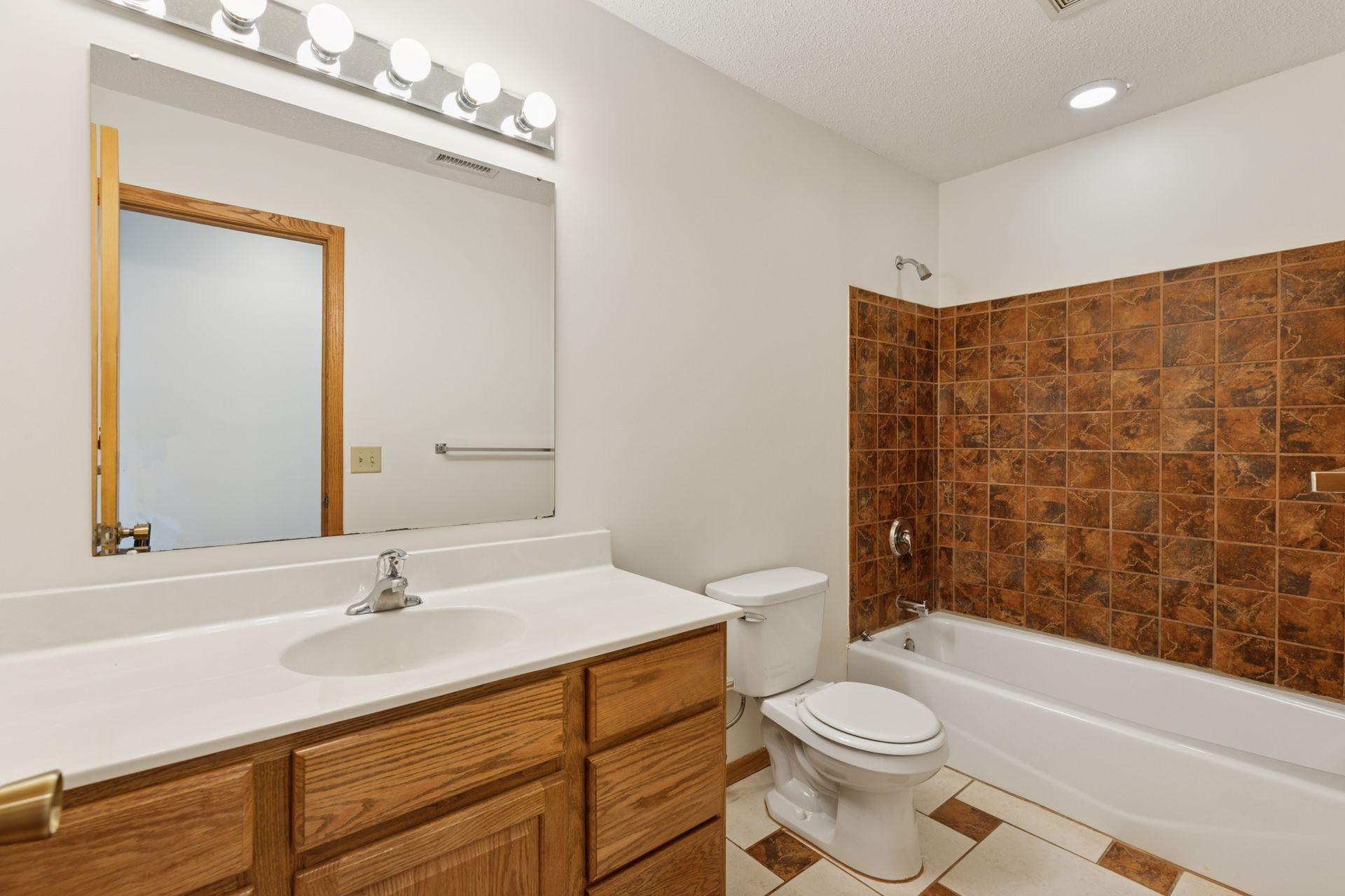 5071 Arrowood Lane N