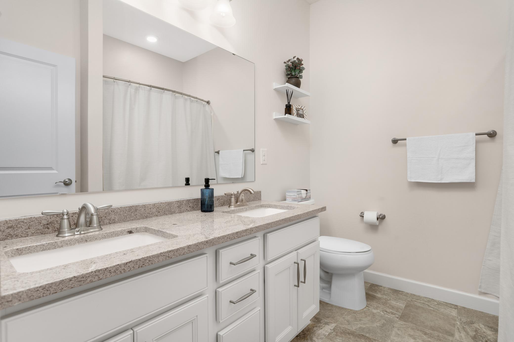 4955 Grandview Avenue