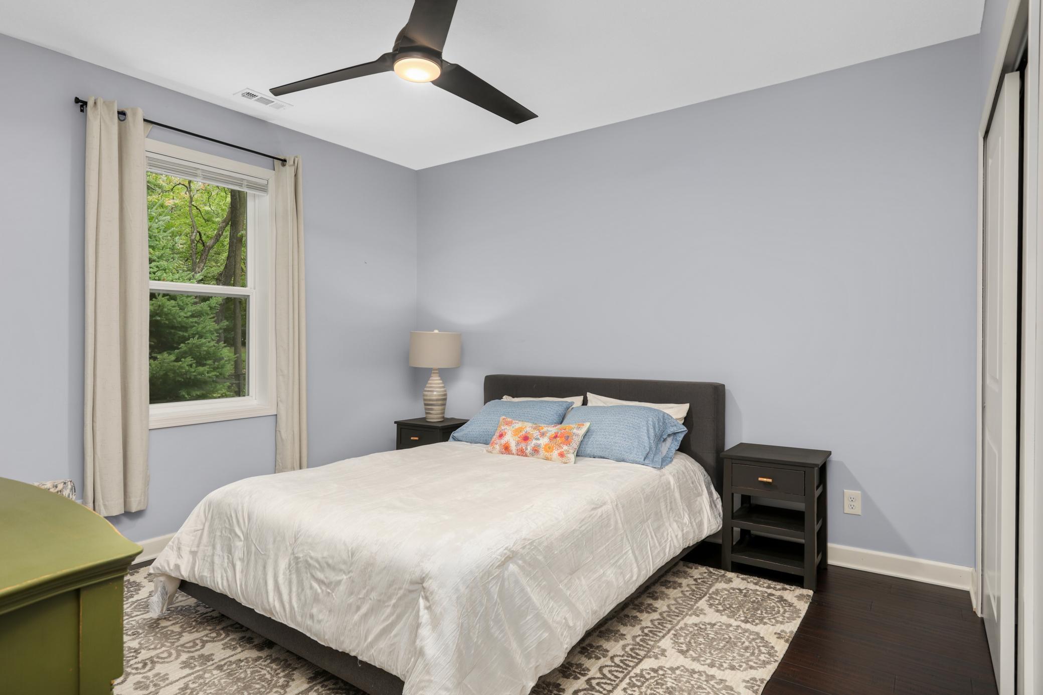 4955 Grandview Avenue