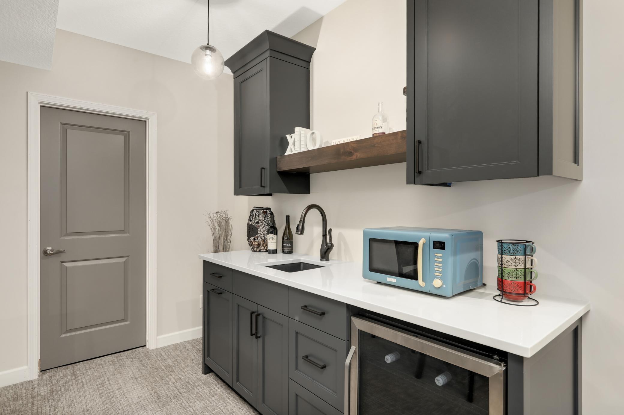 4955 Grandview Avenue