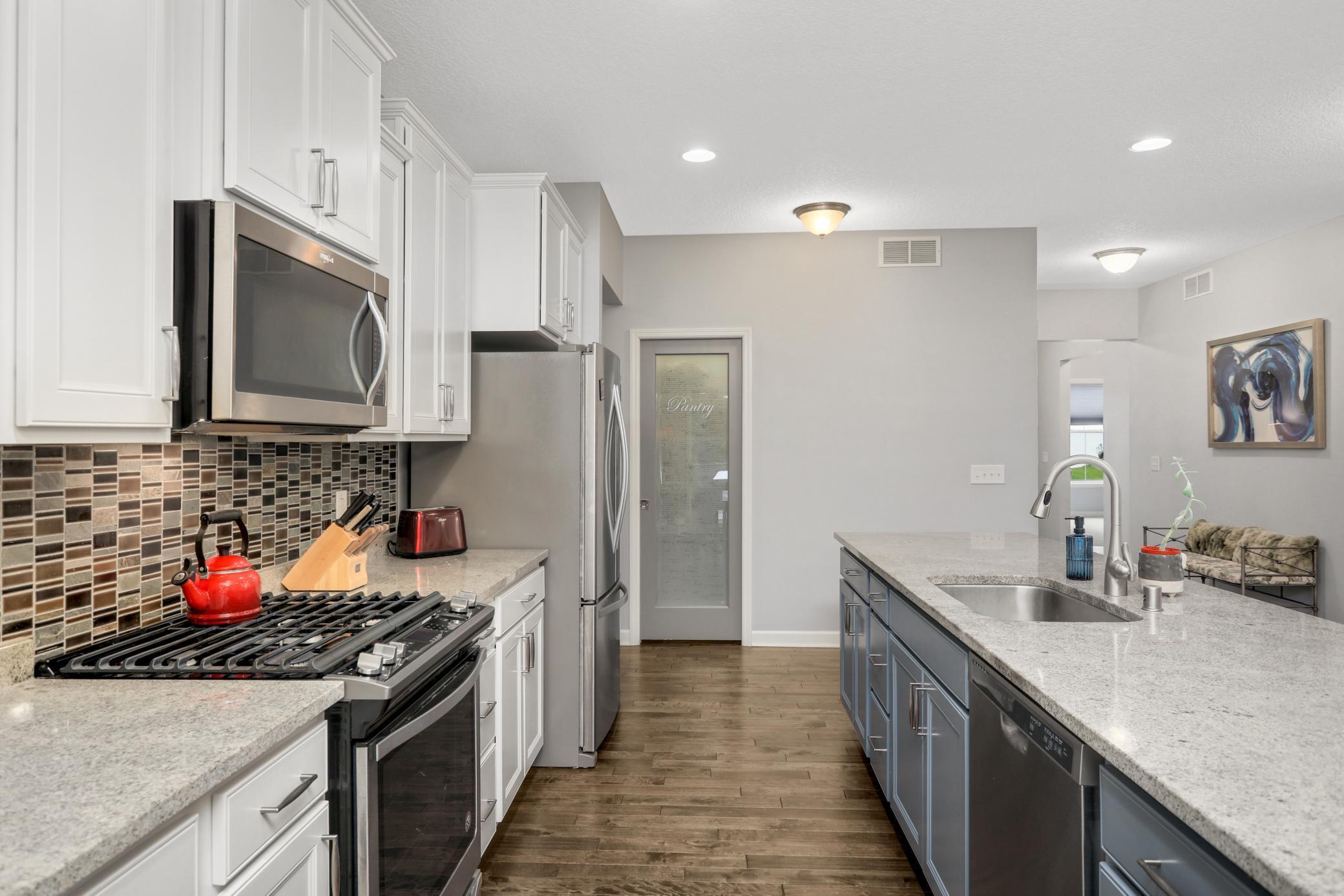 4955 Grandview Avenue