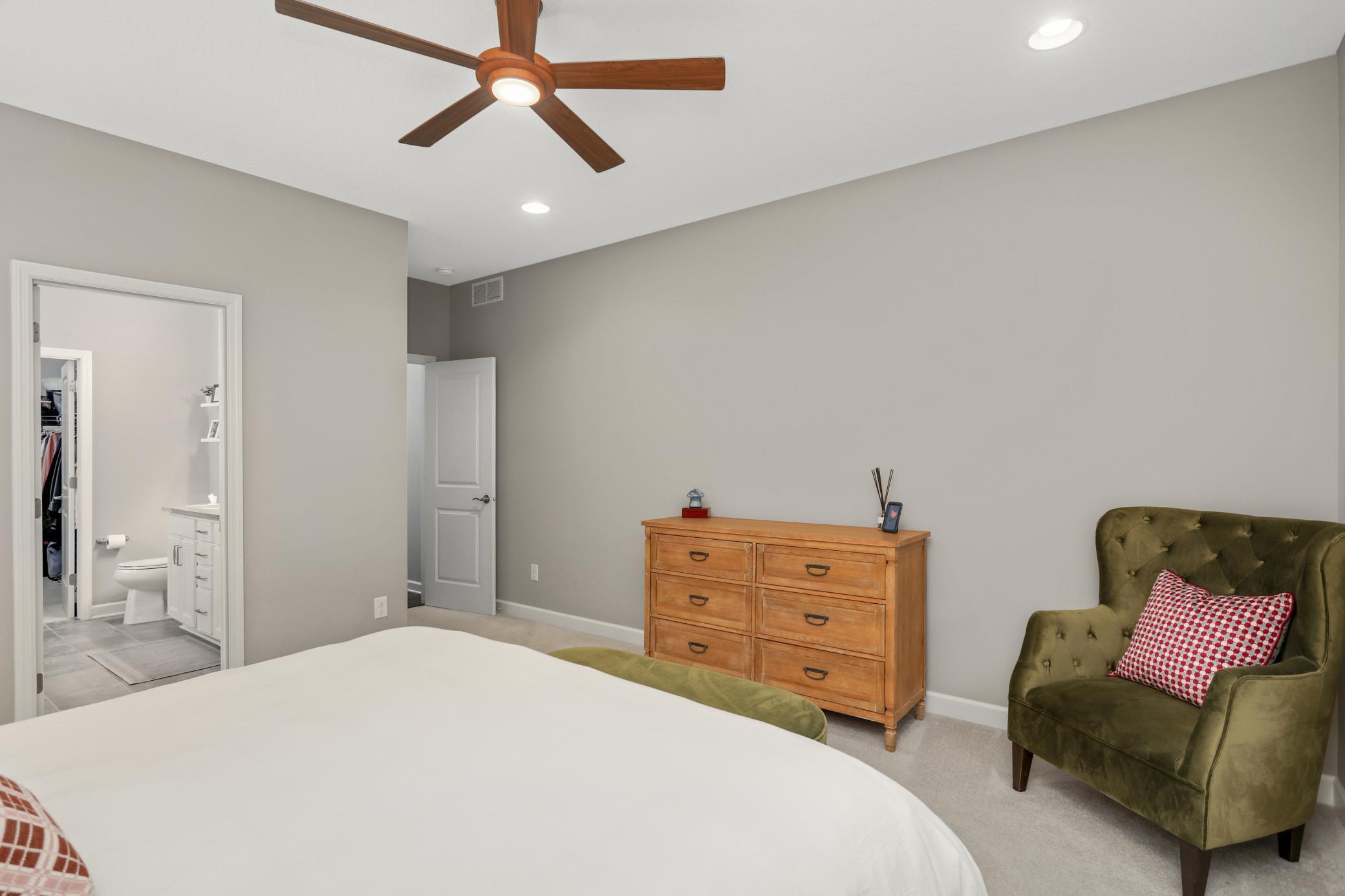 4955 Grandview Avenue