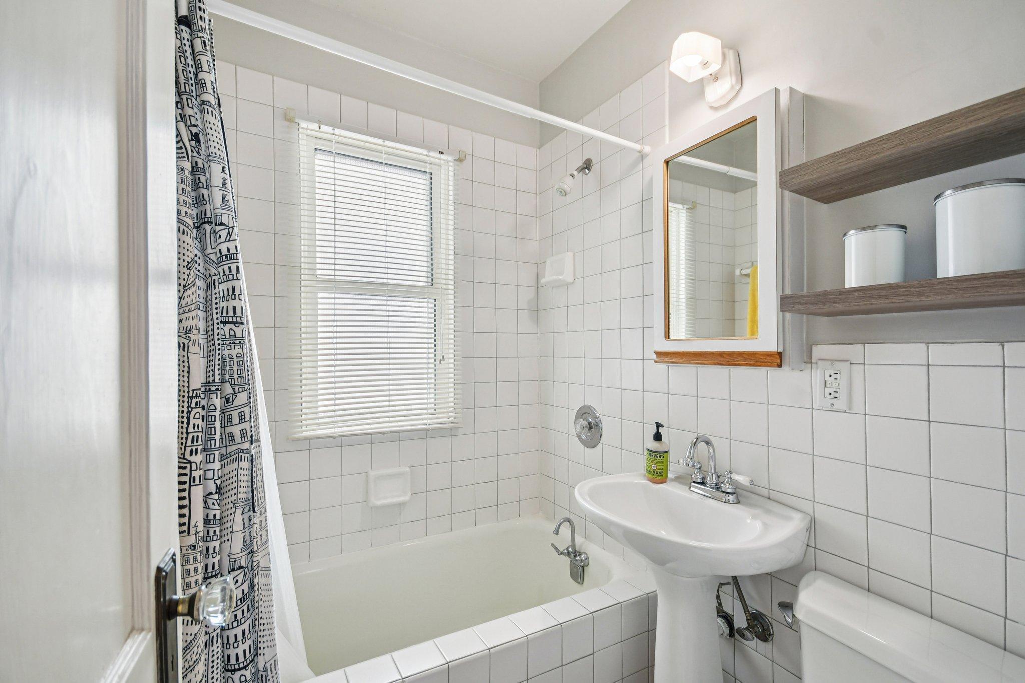 5536 Emerson Avenue S