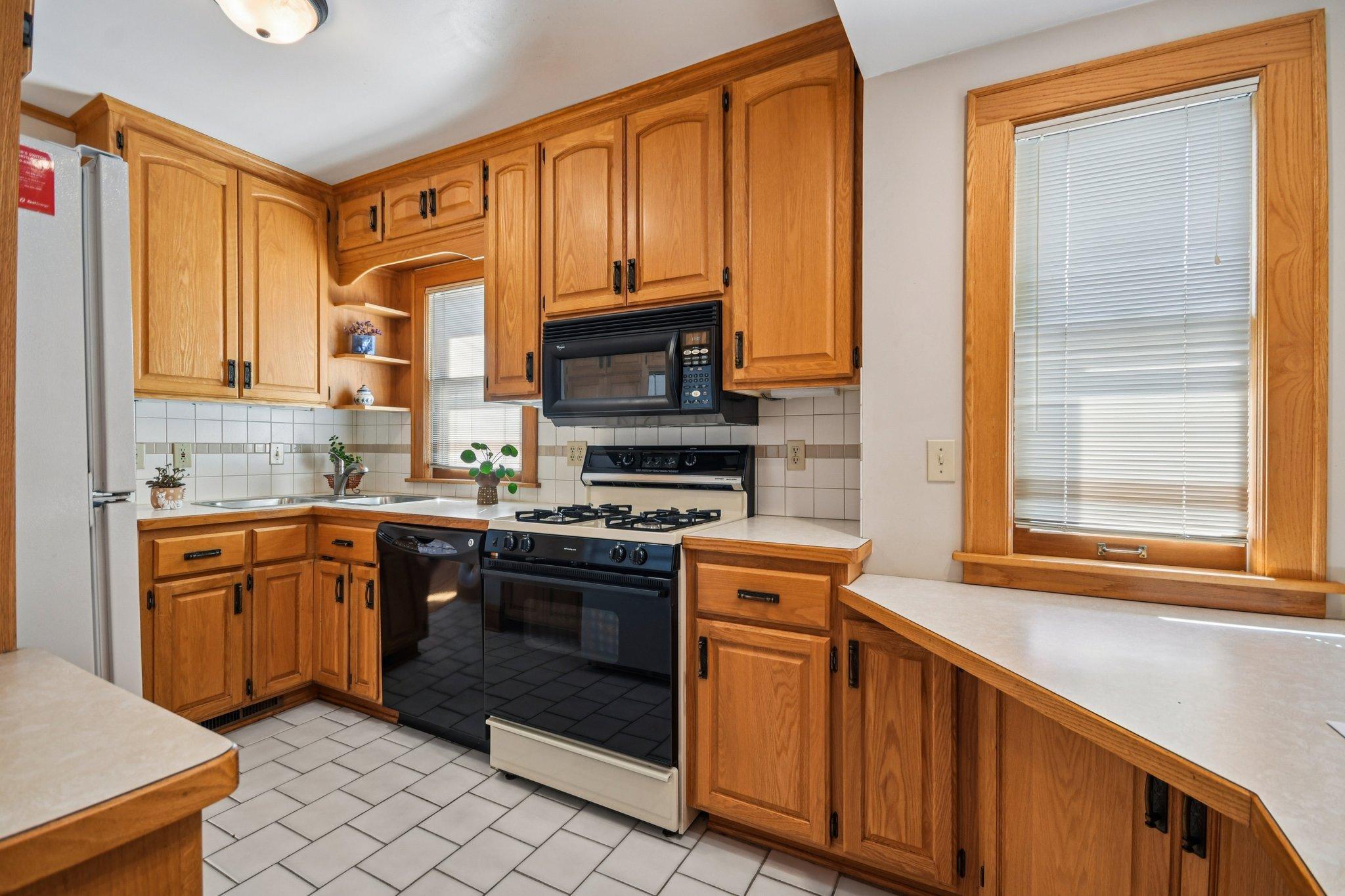 5536 Emerson Avenue S