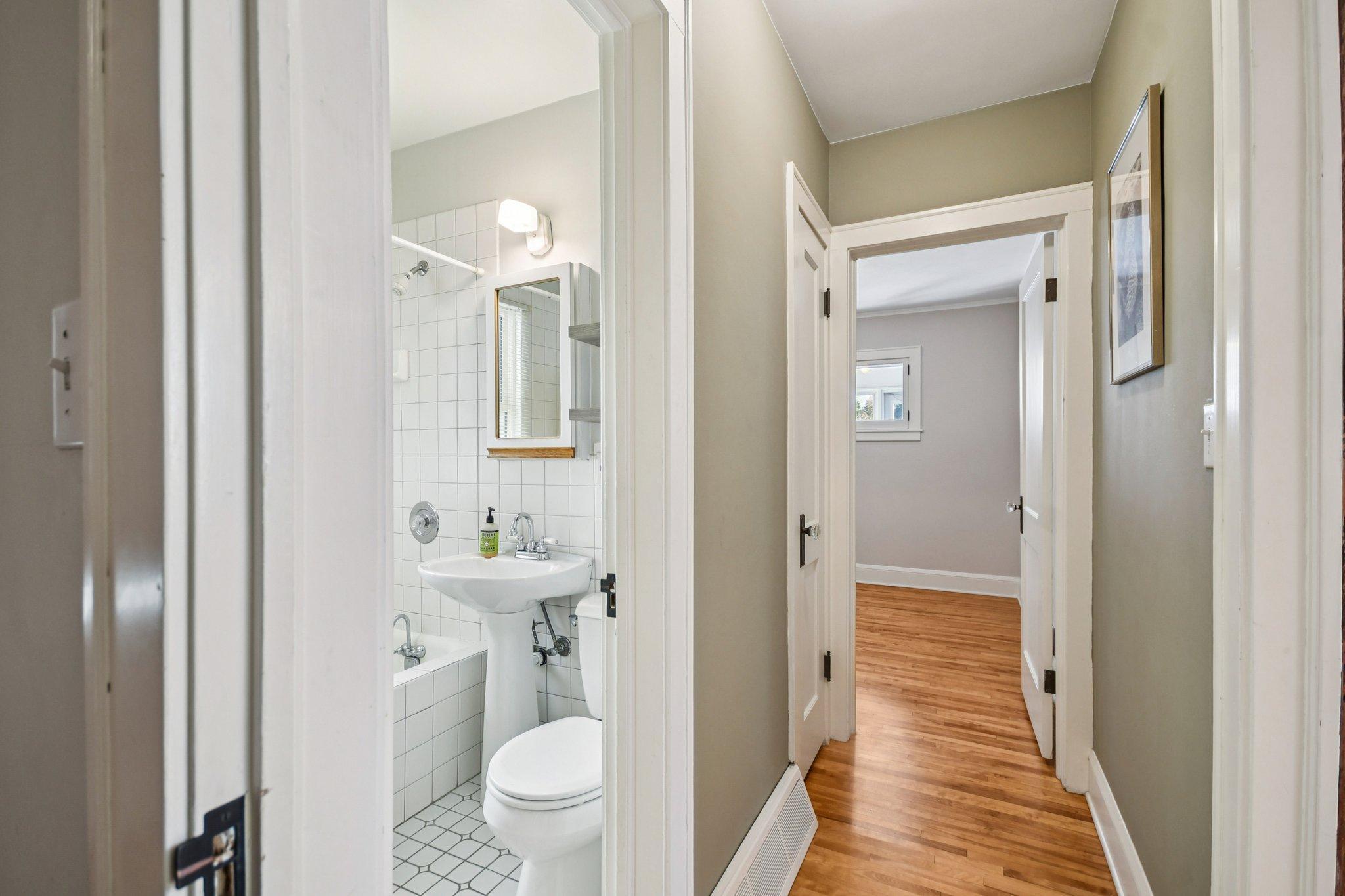 5536 Emerson Avenue S