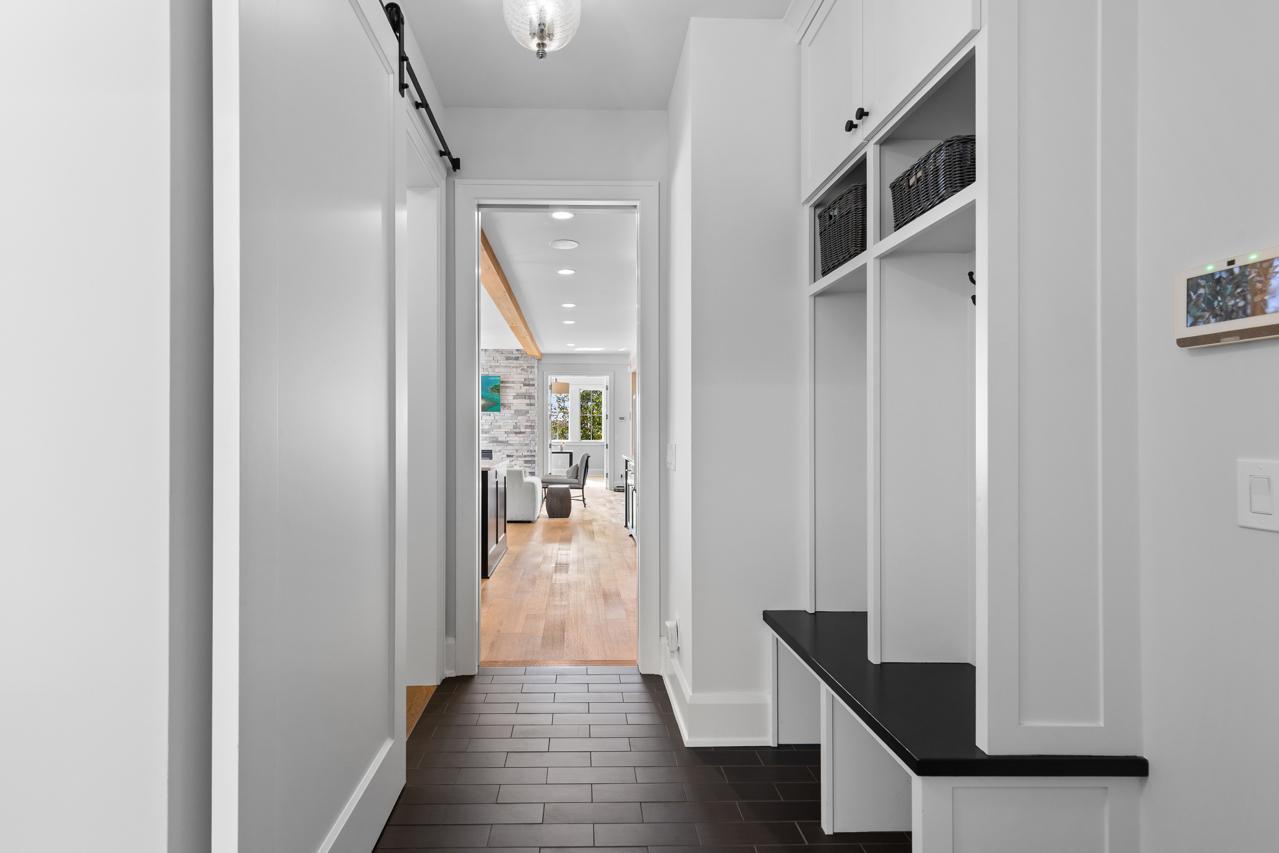 6505 Hawks Pointe Lane