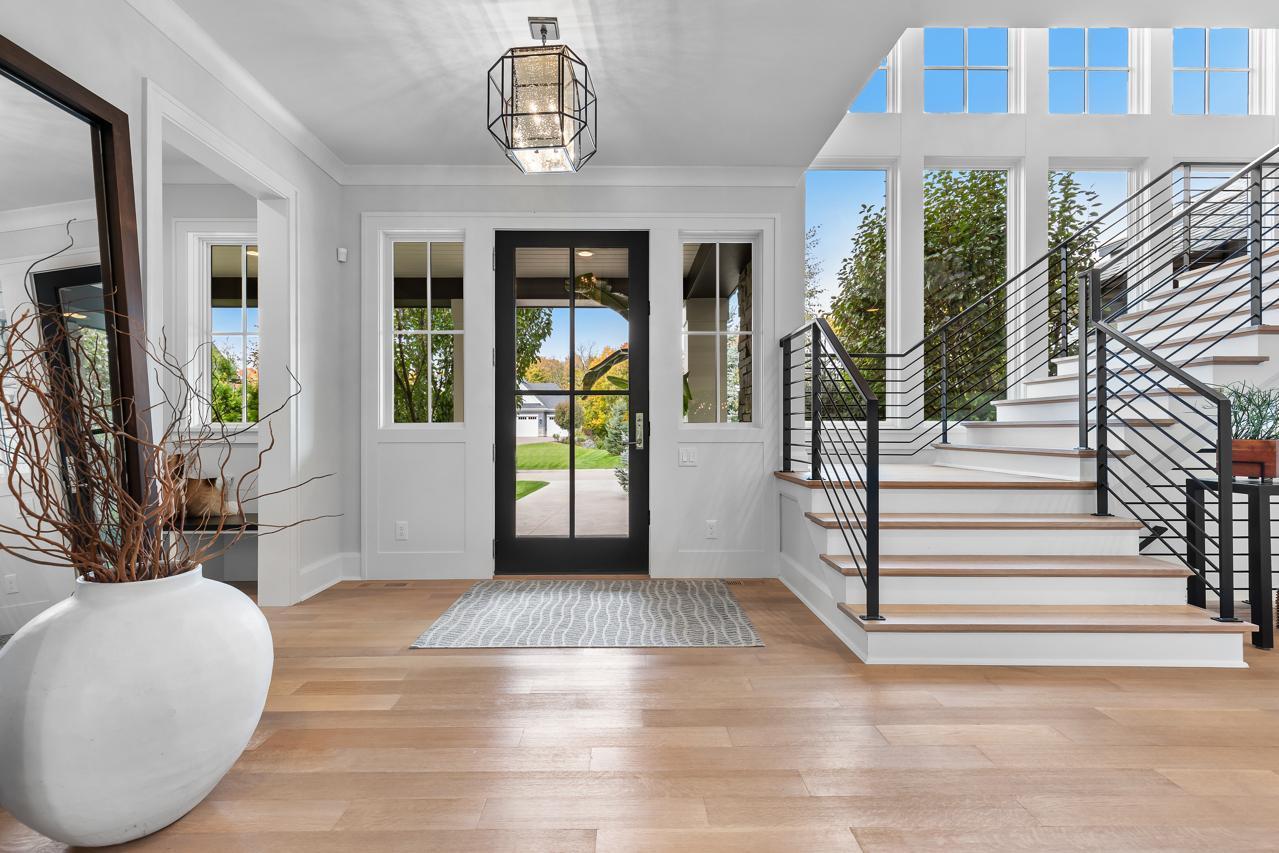 6505 Hawks Pointe Lane